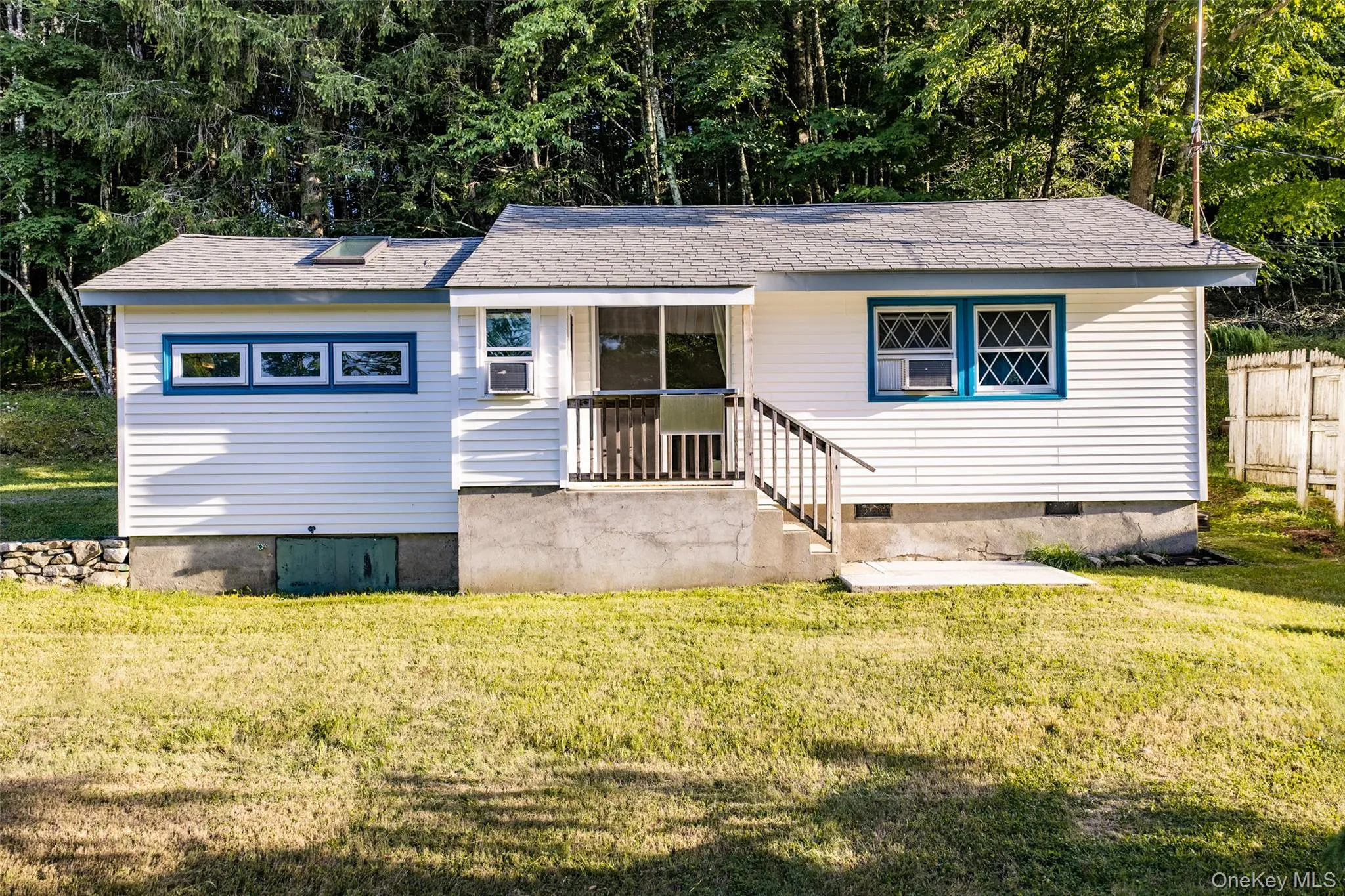 1 Mercy Lane, Mount Hope, NY, 2 Bedrooms Bedrooms, 6 Rooms Rooms,1 BathroomBathrooms,Residential,For Rent,Mercy,0,1016304 1 Mercy Lane, Mount Hope, NY, 2 Bedrooms Bedrooms, 6 Rooms Rooms,1 BathroomBathrooms,Residential,For Rent,Mercy,0,1016304