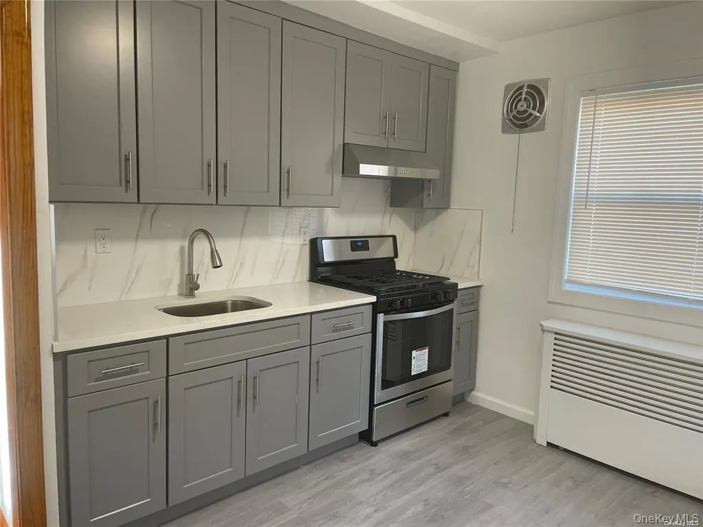 83-27 255th Street, New York, NY, 4 Bedrooms Bedrooms, 6 Rooms Rooms,2 BathroomsBathrooms,Residential Lease,For Rent,255th,0,1016306 83-27 255th Street, New York, NY, 4 Bedrooms Bedrooms, 6 Rooms Rooms,2 BathroomsBathrooms,Residential Lease,For Rent,255th,0,1016306