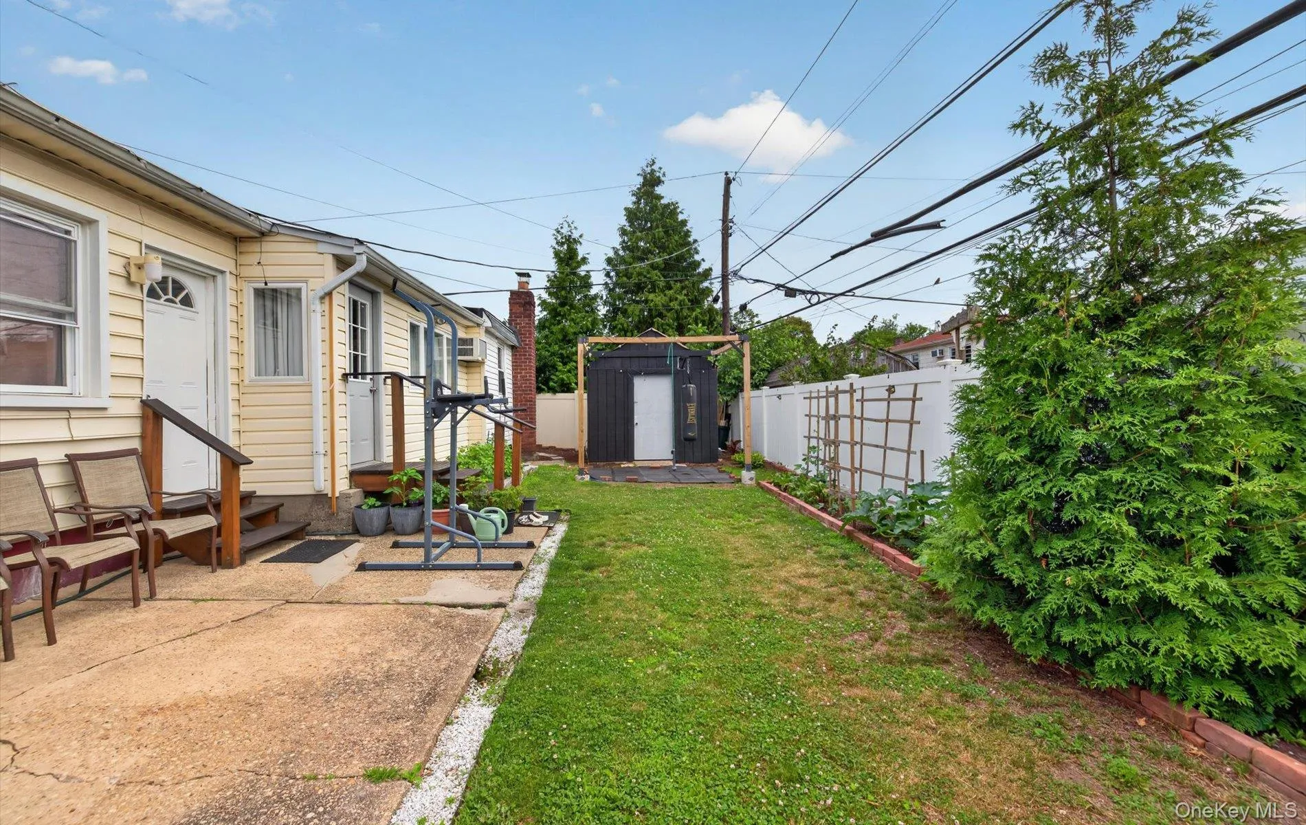 5 Long Lane, Hempstead, NY, 5 Bedrooms Bedrooms, 9 Rooms Rooms,2 BathroomsBathrooms,Residential,For Rent,Long,0,1016310 5 Long Lane, Hempstead, NY, 5 Bedrooms Bedrooms, 9 Rooms Rooms,2 BathroomsBathrooms,Residential,For Rent,Long,0,1016310
