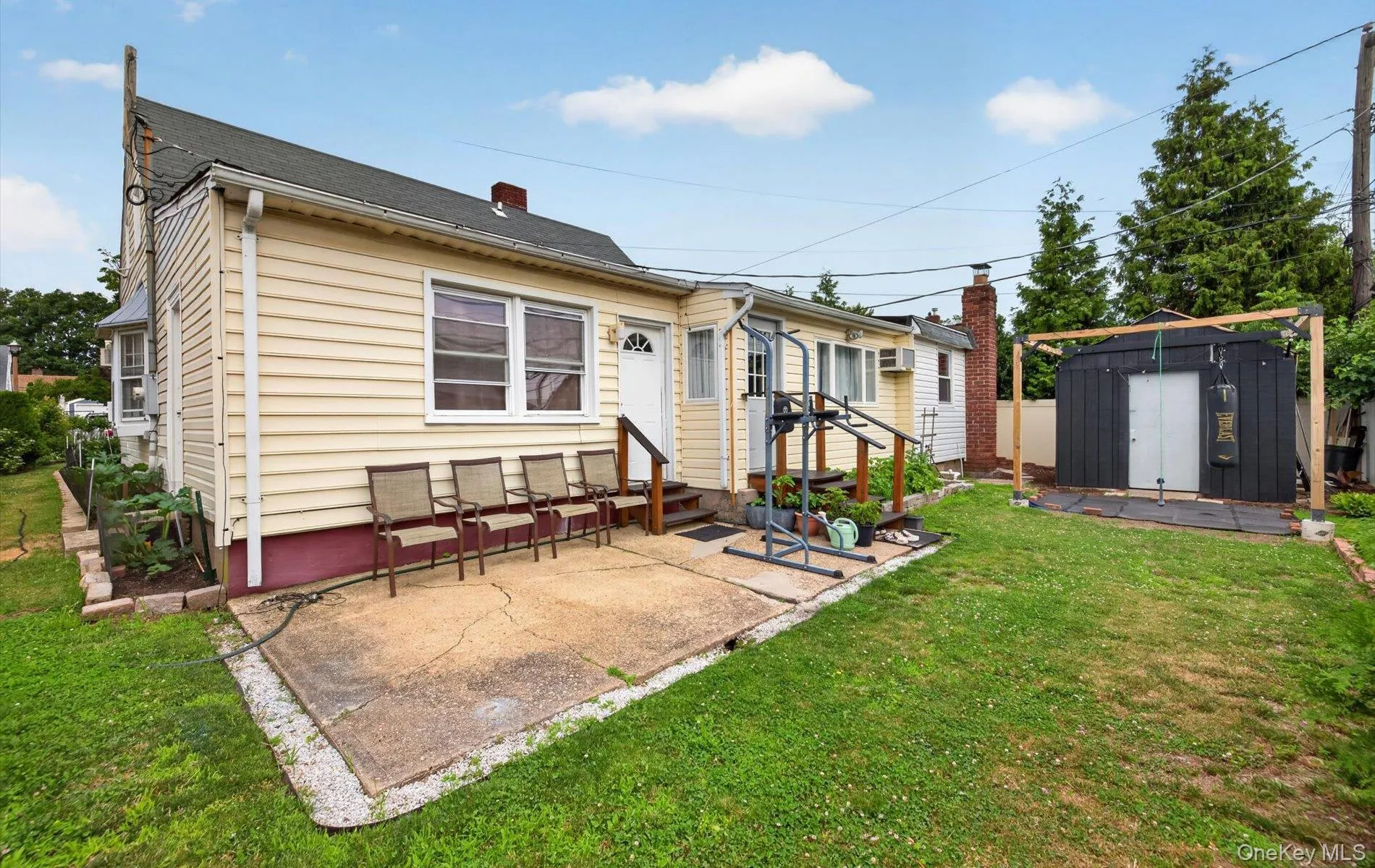 5 Long Lane, Hempstead, NY, 5 Bedrooms Bedrooms, 9 Rooms Rooms,2 BathroomsBathrooms,Residential,For Rent,Long,0,1016310 5 Long Lane, Hempstead, NY, 5 Bedrooms Bedrooms, 9 Rooms Rooms,2 BathroomsBathrooms,Residential,For Rent,Long,0,1016310