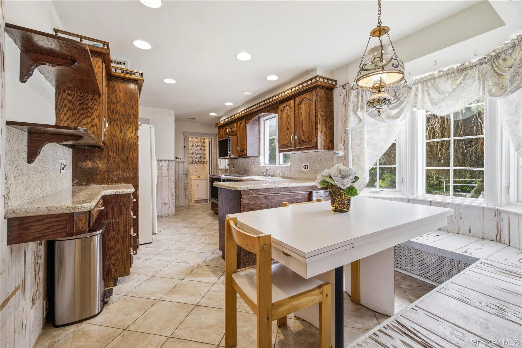 68 Oxford Road, Hempstead, NY, 6 Bedrooms Bedrooms, 11 Rooms Rooms,3 BathroomsBathrooms,Residential,For Rent,Oxford,0,KEY1016312 68 Oxford Road, Hempstead, NY, 6 Bedrooms Bedrooms, 11 Rooms Rooms,3 BathroomsBathrooms,Residential,For Rent,Oxford,0,KEY1016312
