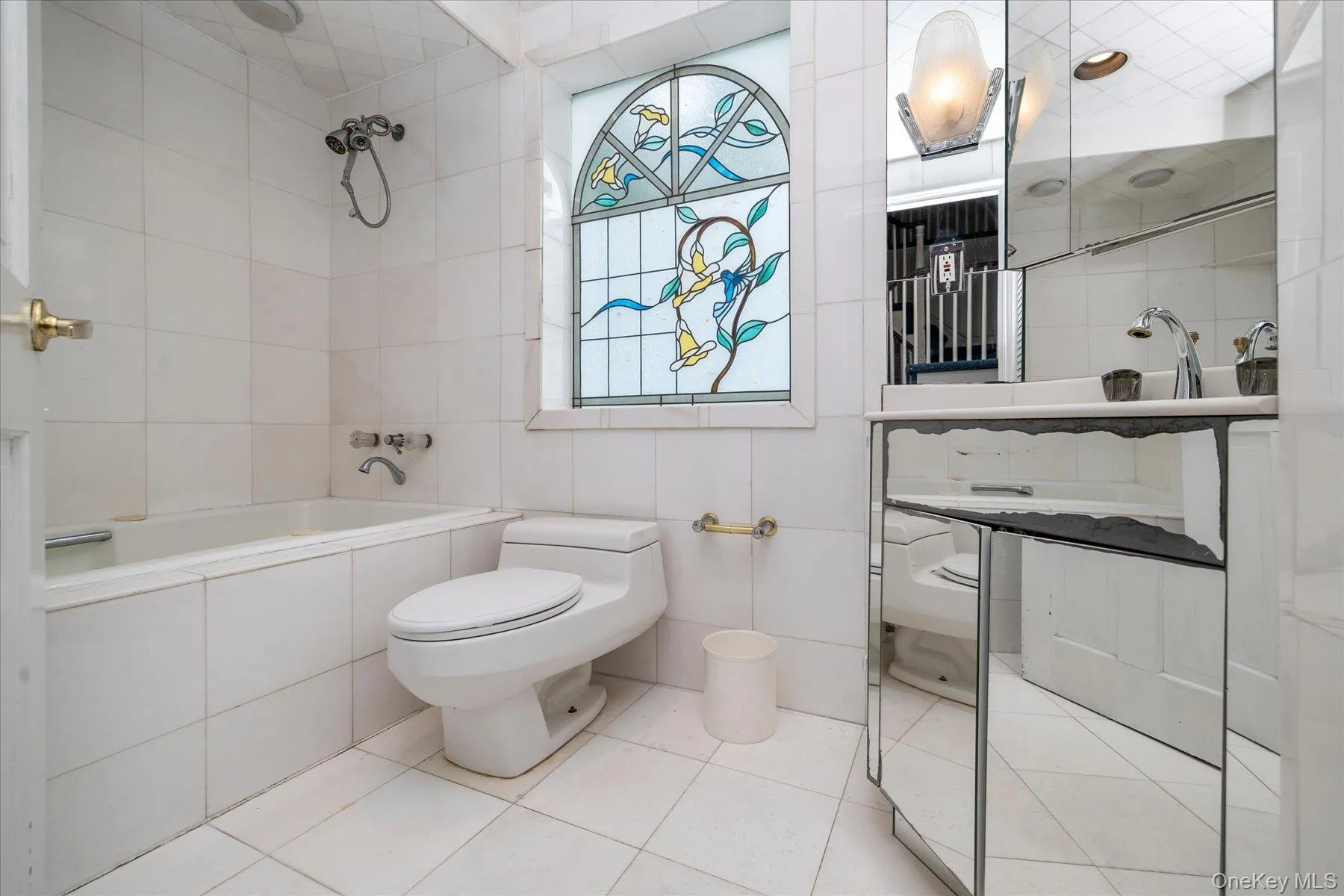 68 Oxford Road, Hempstead, NY, 6 Bedrooms Bedrooms, 11 Rooms Rooms,3 BathroomsBathrooms,Residential,For Rent,Oxford,0,KEY1016312 68 Oxford Road, Hempstead, NY, 6 Bedrooms Bedrooms, 11 Rooms Rooms,3 BathroomsBathrooms,Residential,For Rent,Oxford,0,KEY1016312