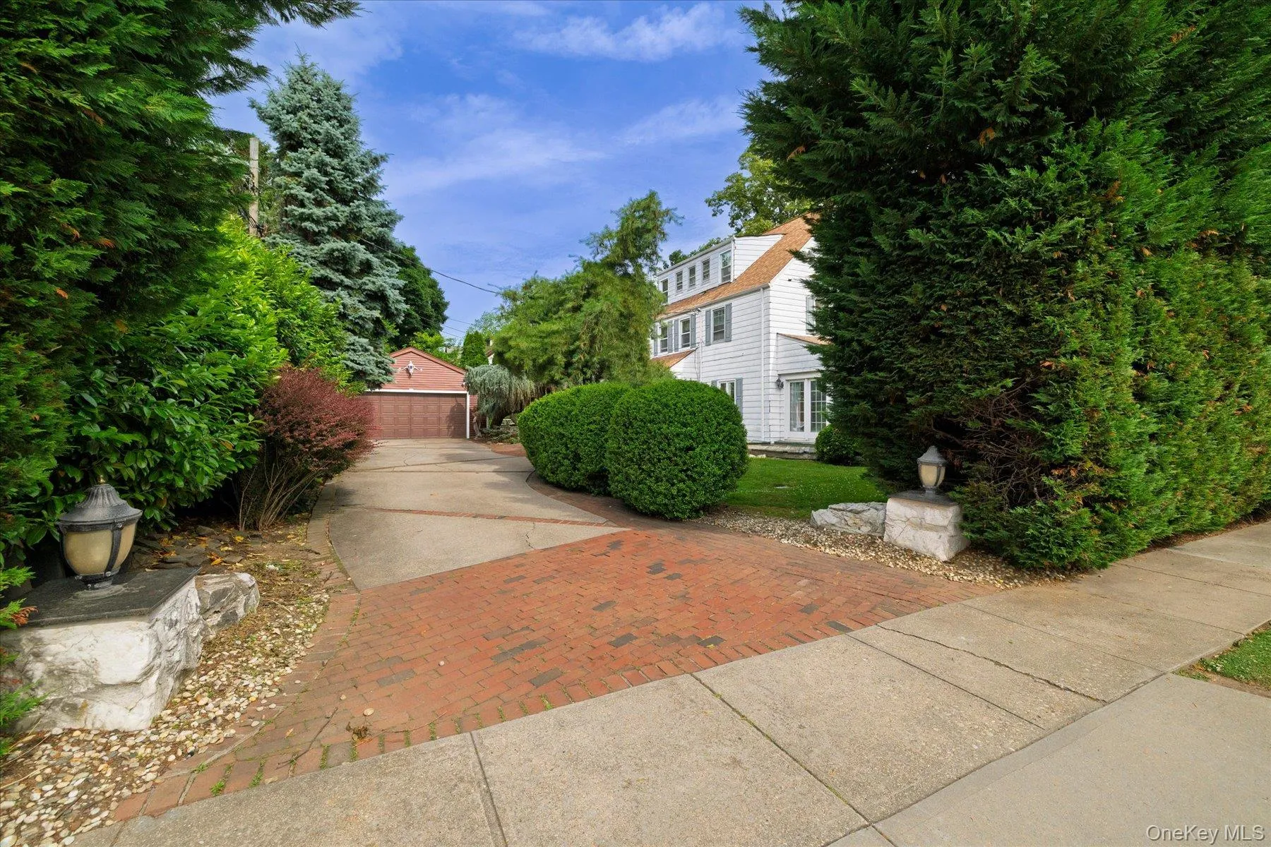 68 Oxford Road, Hempstead, NY, 6 Bedrooms Bedrooms, 11 Rooms Rooms,3 BathroomsBathrooms,Residential,For Rent,Oxford,0,KEY1016312 68 Oxford Road, Hempstead, NY, 6 Bedrooms Bedrooms, 11 Rooms Rooms,3 BathroomsBathrooms,Residential,For Rent,Oxford,0,KEY1016312