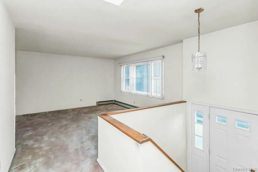 1085 Hempstead Avenue, Hempstead, NY, 4 Bedrooms Bedrooms, 9 Rooms Rooms,3 BathroomsBathrooms,Residential,For Rent,Hempstead,0,KEY1016314 1085 Hempstead Avenue, Hempstead, NY, 4 Bedrooms Bedrooms, 9 Rooms Rooms,3 BathroomsBathrooms,Residential,For Rent,Hempstead,0,KEY1016314