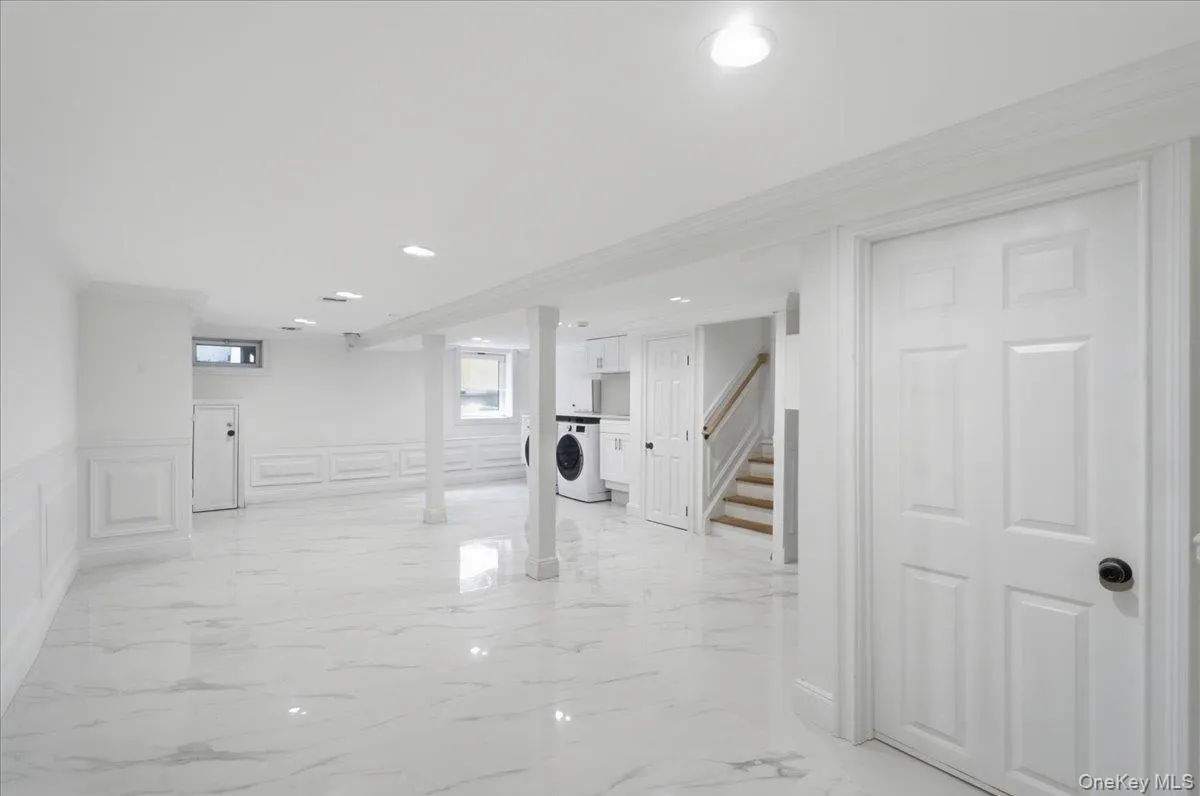 378 Lakeshore Boulevard, Oyster Bay, NY, 4 Bedrooms Bedrooms, 9 Rooms Rooms,3 BathroomsBathrooms,Residential,For Rent,Lakeshore,0,1016316 378 Lakeshore Boulevard, Oyster Bay, NY, 4 Bedrooms Bedrooms, 9 Rooms Rooms,3 BathroomsBathrooms,Residential,For Rent,Lakeshore,0,1016316