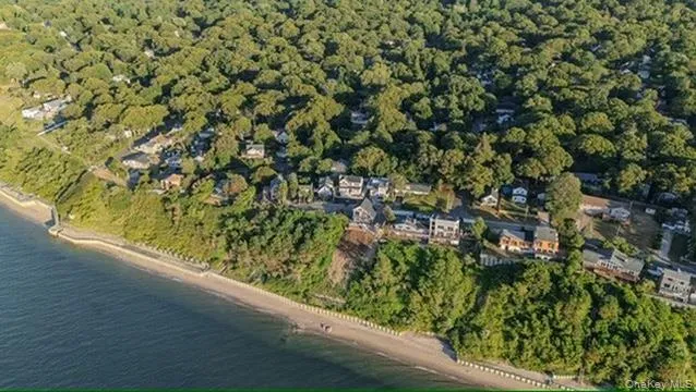 112 Shore Drive, Brookhaven, NY, 4 Bedrooms Bedrooms, 9 Rooms Rooms,4 BathroomsBathrooms,Residential,For Rent,Shore,0,KEY1016317 112 Shore Drive, Brookhaven, NY, 4 Bedrooms Bedrooms, 9 Rooms Rooms,4 BathroomsBathrooms,Residential,For Rent,Shore,0,KEY1016317