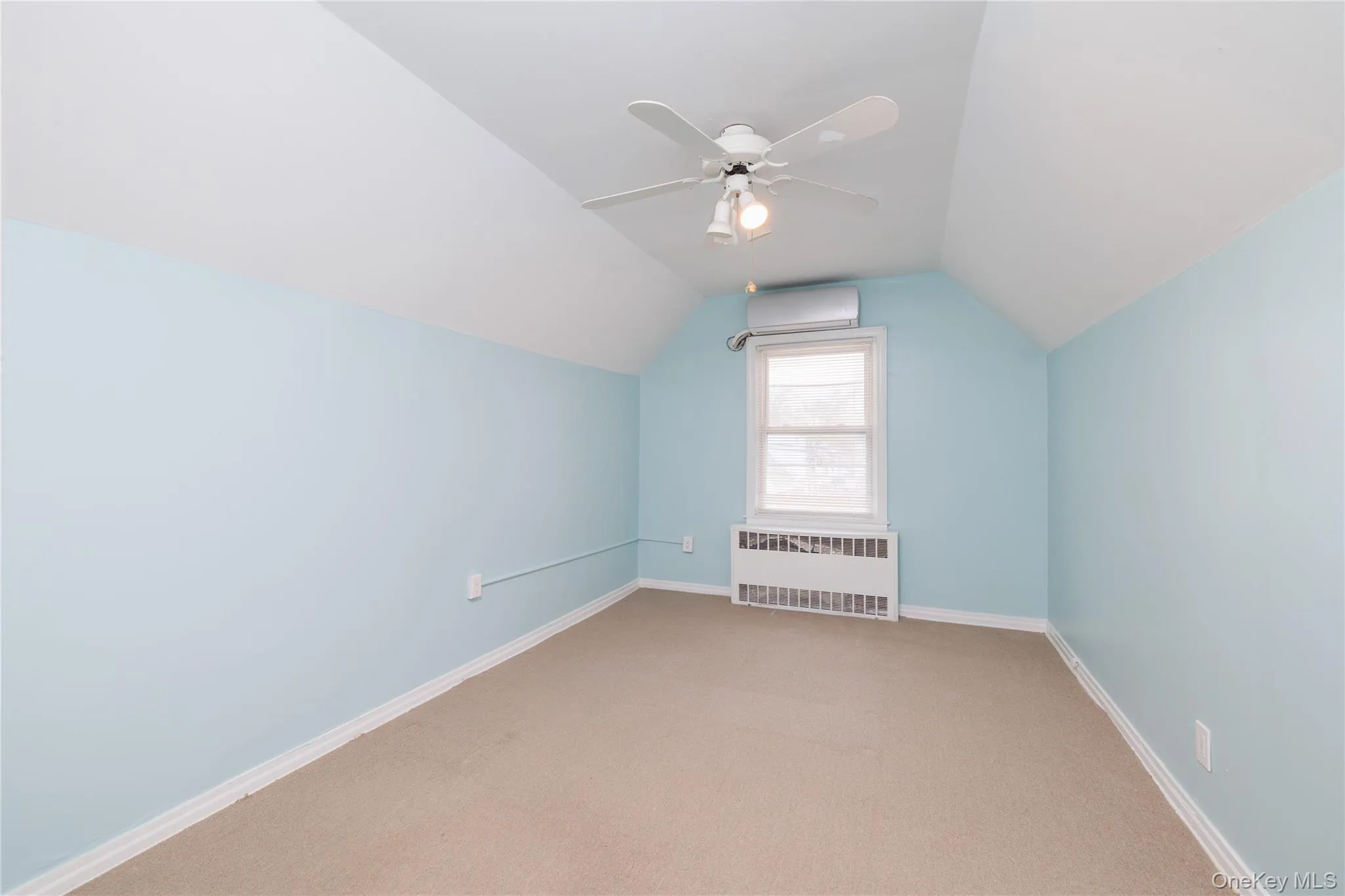 8107 Commonwealth Boulevard, New York, NY, 4 Bedrooms Bedrooms, 6 Rooms Rooms,1 BathroomBathrooms,Residential Lease,For Rent,Commonwealth,0,1016321 8107 Commonwealth Boulevard, New York, NY, 4 Bedrooms Bedrooms, 6 Rooms Rooms,1 BathroomBathrooms,Residential Lease,For Rent,Commonwealth,0,1016321