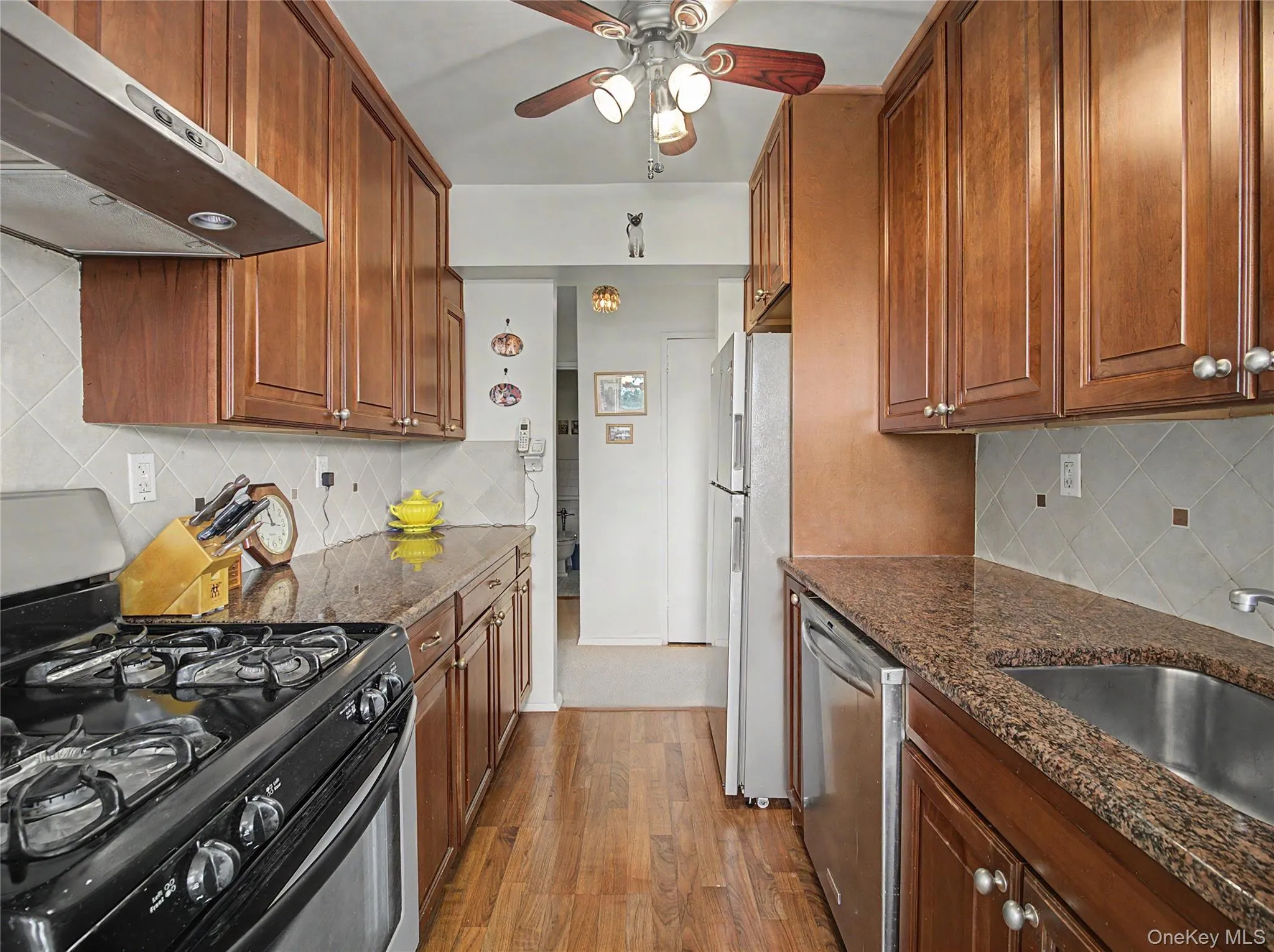 11 Balint, Yonkers, NY, 3 Bedrooms Bedrooms, 5 Rooms Rooms,2 BathroomsBathrooms,Residential,For Rent,Balint,0,1016323 11 Balint, Yonkers, NY, 3 Bedrooms Bedrooms, 5 Rooms Rooms,2 BathroomsBathrooms,Residential,For Rent,Balint,0,1016323