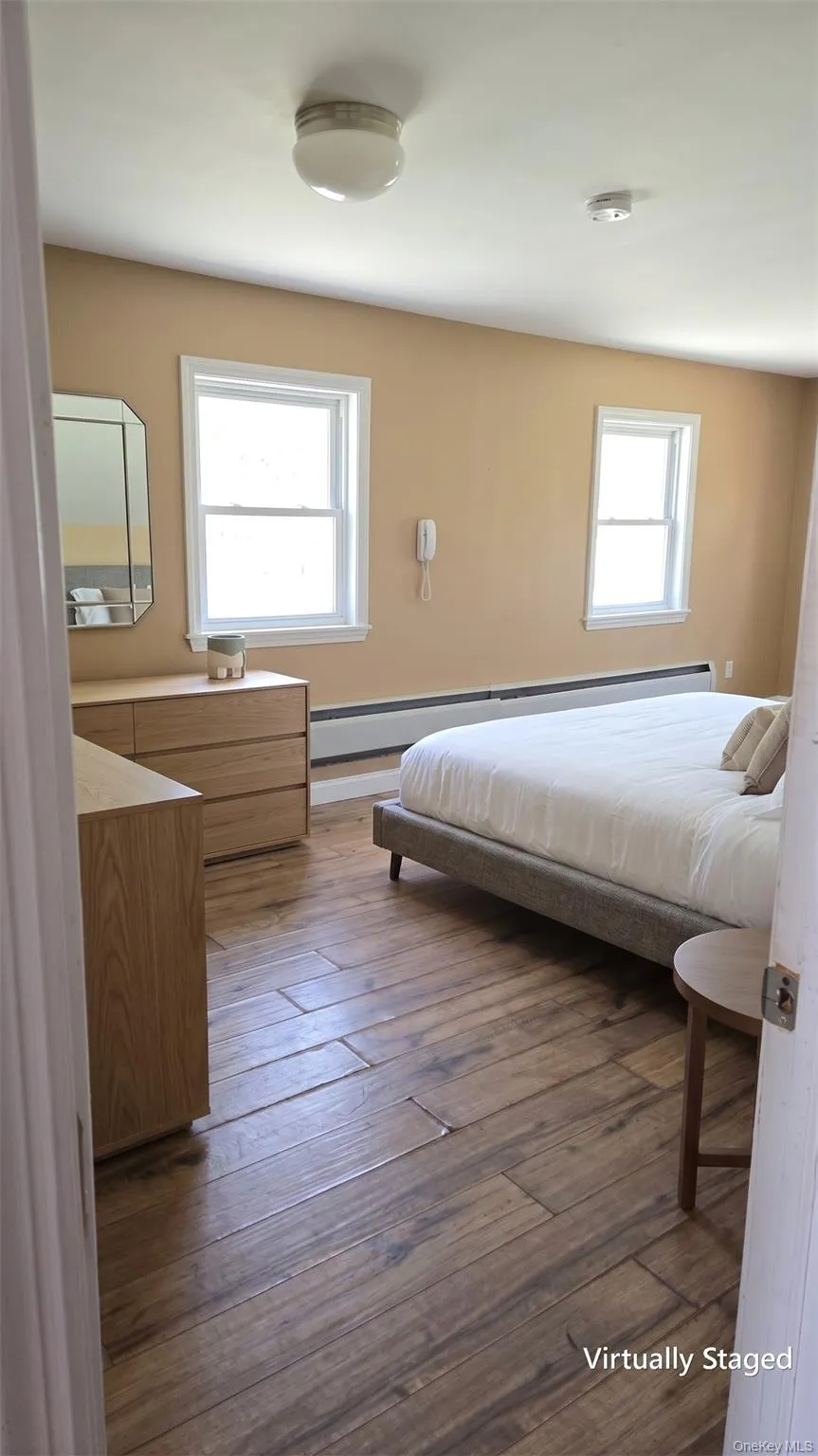 29 Parsons Lane, Middletown, NY, 4 Bedrooms Bedrooms, 6 Rooms Rooms,1 BathroomBathrooms,Residential,For Rent,Parsons,0,1016325 29 Parsons Lane, Middletown, NY, 4 Bedrooms Bedrooms, 6 Rooms Rooms,1 BathroomBathrooms,Residential,For Rent,Parsons,0,1016325