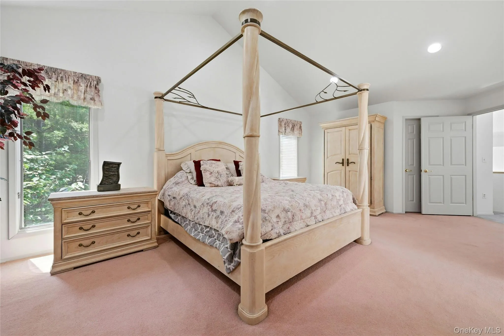 4 Laurelwood Court, Huntington, NY, 5 Bedrooms Bedrooms, 12 Rooms Rooms,3 BathroomsBathrooms,Residential,For Rent,Laurelwood,0,1016328 4 Laurelwood Court, Huntington, NY, 5 Bedrooms Bedrooms, 12 Rooms Rooms,3 BathroomsBathrooms,Residential,For Rent,Laurelwood,0,1016328