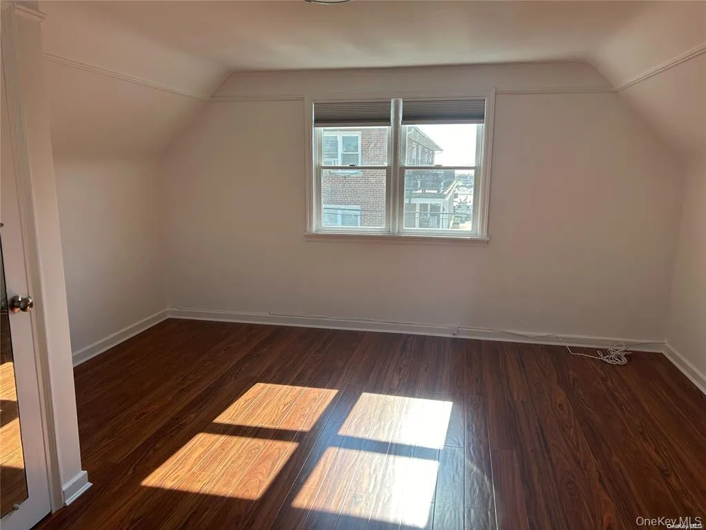 318 Penn Street, Long Beach, NY, 1 Bedroom Bedrooms, 3 Rooms Rooms,1 BathroomBathrooms,Residential Lease,For Rent,Penn,0,1016331 318 Penn Street, Long Beach, NY, 1 Bedroom Bedrooms, 3 Rooms Rooms,1 BathroomBathrooms,Residential Lease,For Rent,Penn,0,1016331