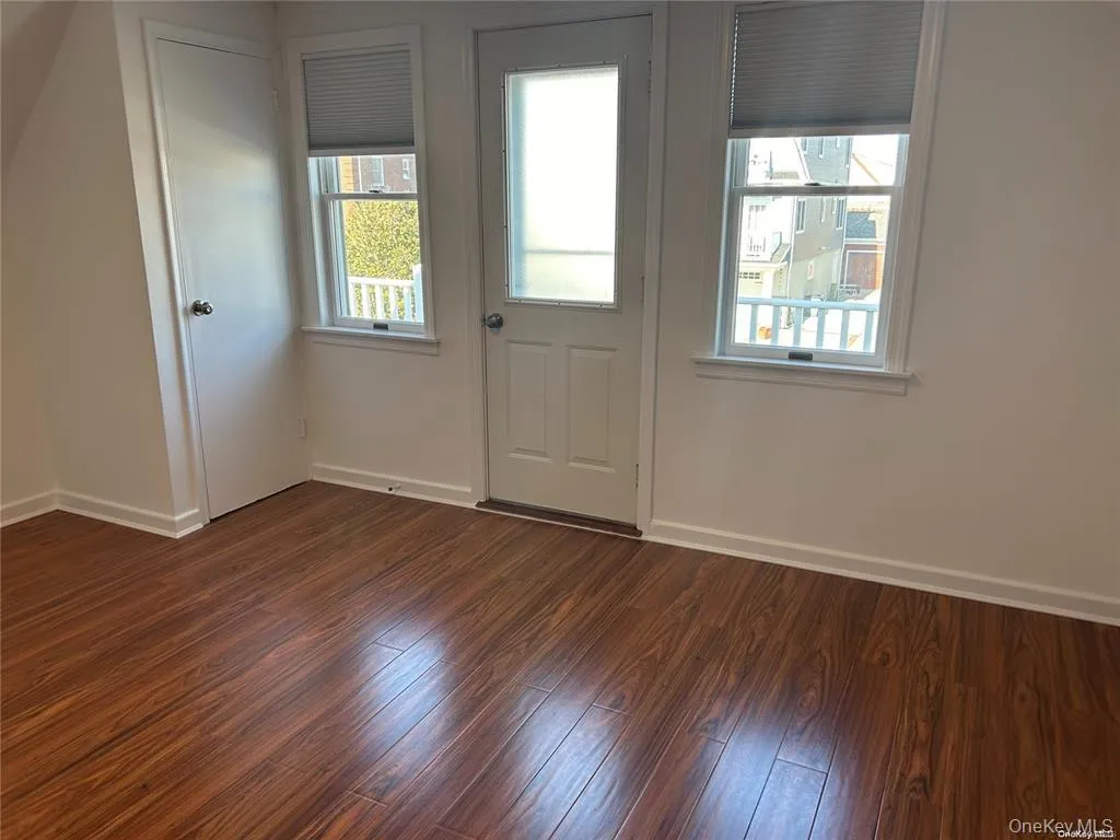 318 Penn Street, Long Beach, NY, 1 Bedroom Bedrooms, 3 Rooms Rooms,1 BathroomBathrooms,Residential Lease,For Rent,Penn,0,1016331 318 Penn Street, Long Beach, NY, 1 Bedroom Bedrooms, 3 Rooms Rooms,1 BathroomBathrooms,Residential Lease,For Rent,Penn,0,1016331