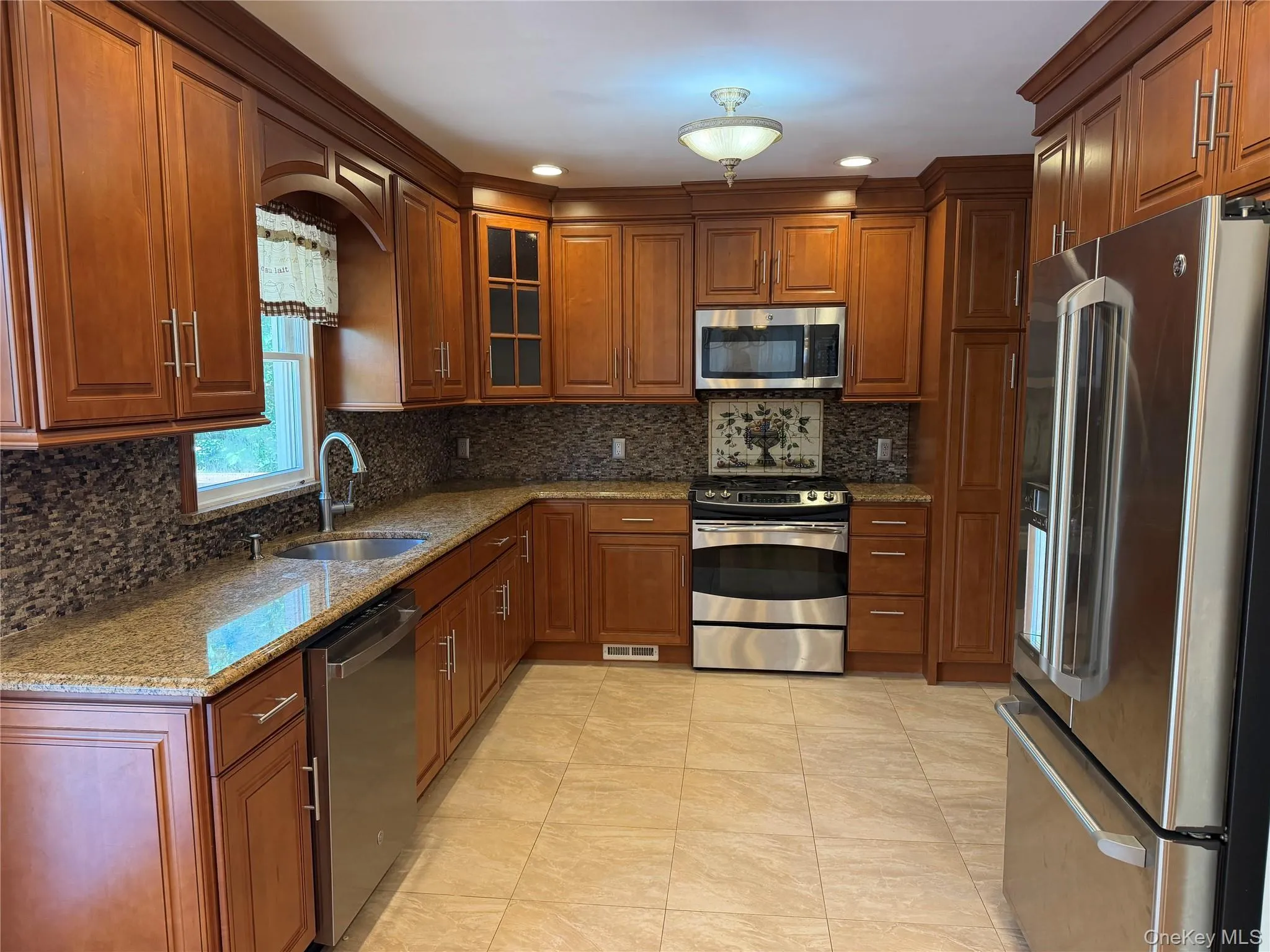 35 Mitchell Avenue, Huntington, NY, 4 Bedrooms Bedrooms, 9 Rooms Rooms,2 BathroomsBathrooms,Residential,For Rent,Mitchell,0,1016332 35 Mitchell Avenue, Huntington, NY, 4 Bedrooms Bedrooms, 9 Rooms Rooms,2 BathroomsBathrooms,Residential,For Rent,Mitchell,0,1016332