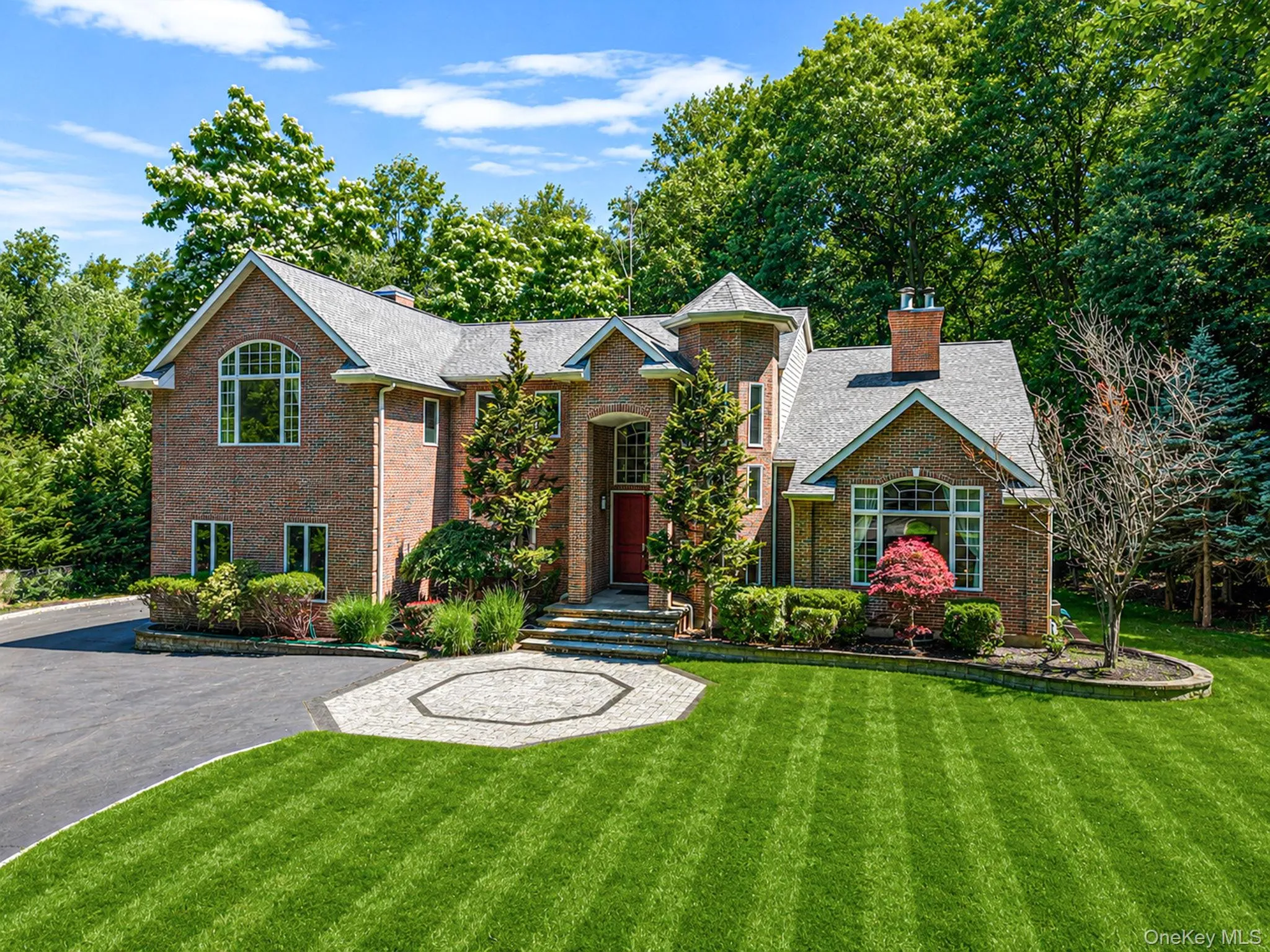589 Landing Avenue, Smithtown, NY, 5 Bedrooms Bedrooms, 11 Rooms Rooms,2 BathroomsBathrooms,Residential,For Rent,Landing,0,1016334 589 Landing Avenue, Smithtown, NY, 5 Bedrooms Bedrooms, 11 Rooms Rooms,2 BathroomsBathrooms,Residential,For Rent,Landing,0,1016334