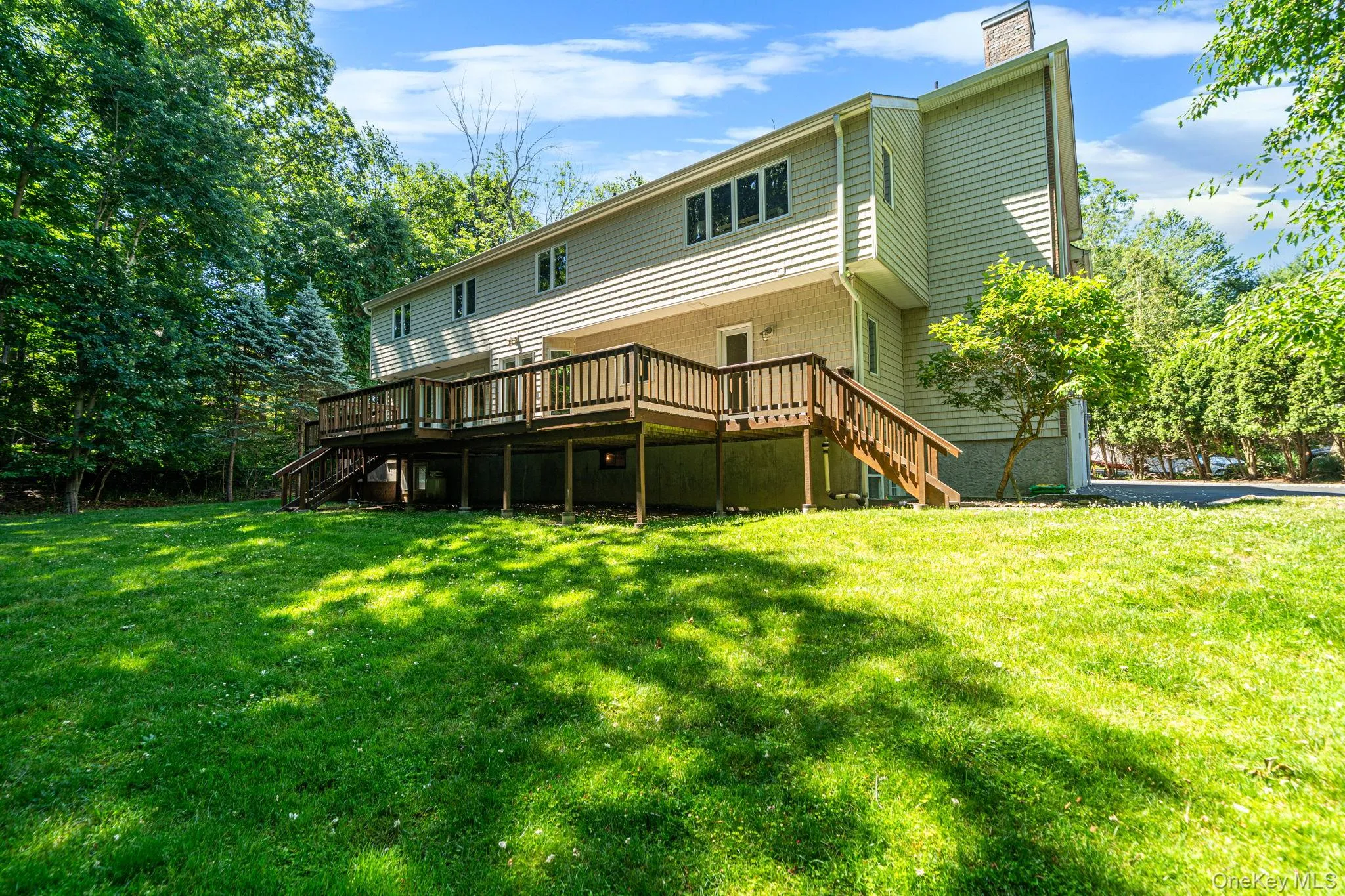 589 Landing Avenue, Smithtown, NY, 5 Bedrooms Bedrooms, 11 Rooms Rooms,2 BathroomsBathrooms,Residential,For Rent,Landing,0,1016334 589 Landing Avenue, Smithtown, NY, 5 Bedrooms Bedrooms, 11 Rooms Rooms,2 BathroomsBathrooms,Residential,For Rent,Landing,0,1016334