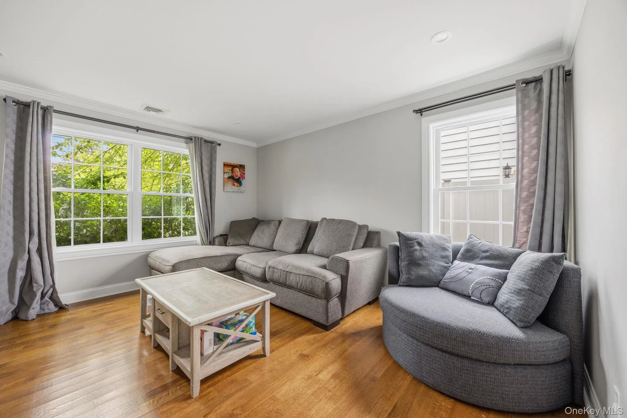 3 Sunrise Street, Oyster Bay, NY, 4 Bedrooms Bedrooms, 10 Rooms Rooms,3 BathroomsBathrooms,Residential Lease,For Rent,Sunrise,0,1016338 3 Sunrise Street, Oyster Bay, NY, 4 Bedrooms Bedrooms, 10 Rooms Rooms,3 BathroomsBathrooms,Residential Lease,For Rent,Sunrise,0,1016338