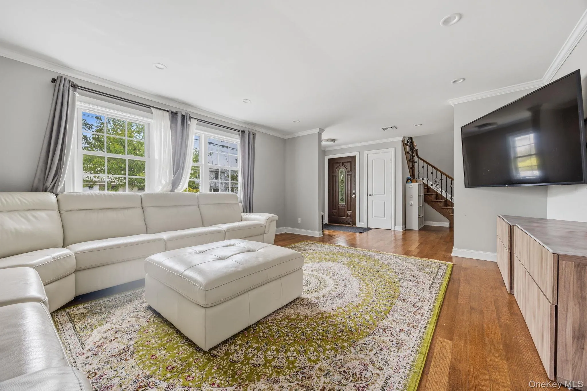 3 Sunrise Street, Oyster Bay, NY, 4 Bedrooms Bedrooms, 10 Rooms Rooms,3 BathroomsBathrooms,Residential Lease,For Rent,Sunrise,0,1016338 3 Sunrise Street, Oyster Bay, NY, 4 Bedrooms Bedrooms, 10 Rooms Rooms,3 BathroomsBathrooms,Residential Lease,For Rent,Sunrise,0,1016338