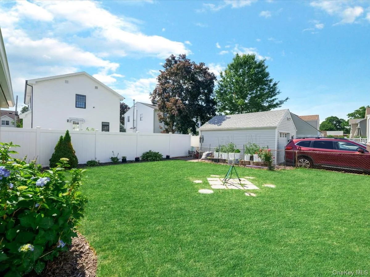 4 23rd Street, Oyster Bay, NY, 4 Bedrooms Bedrooms, 10 Rooms Rooms,2 BathroomsBathrooms,Residential,For Rent,23rd,0,KEY1016339 4 23rd Street, Oyster Bay, NY, 4 Bedrooms Bedrooms, 10 Rooms Rooms,2 BathroomsBathrooms,Residential,For Rent,23rd,0,KEY1016339