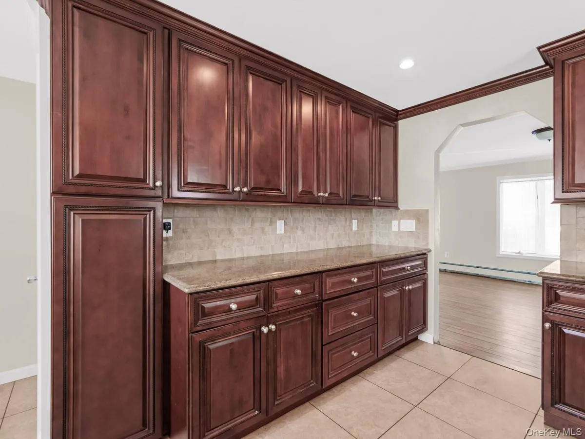 4 23rd Street, Oyster Bay, NY, 4 Bedrooms Bedrooms, 10 Rooms Rooms,2 BathroomsBathrooms,Residential,For Rent,23rd,0,KEY1016339 4 23rd Street, Oyster Bay, NY, 4 Bedrooms Bedrooms, 10 Rooms Rooms,2 BathroomsBathrooms,Residential,For Rent,23rd,0,KEY1016339