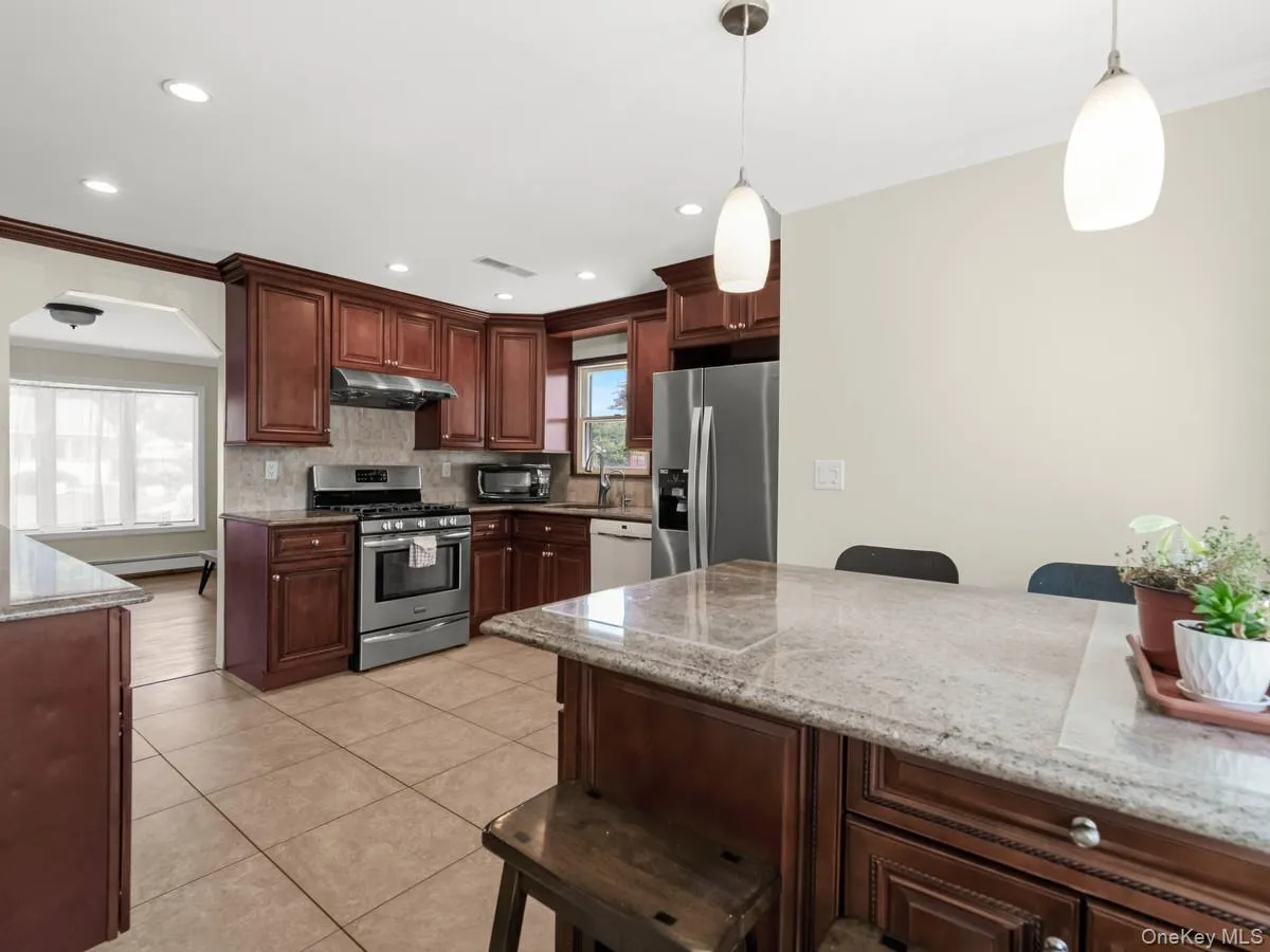 4 23rd Street, Oyster Bay, NY, 4 Bedrooms Bedrooms, 10 Rooms Rooms,2 BathroomsBathrooms,Residential,For Rent,23rd,0,KEY1016339 4 23rd Street, Oyster Bay, NY, 4 Bedrooms Bedrooms, 10 Rooms Rooms,2 BathroomsBathrooms,Residential,For Rent,23rd,0,KEY1016339