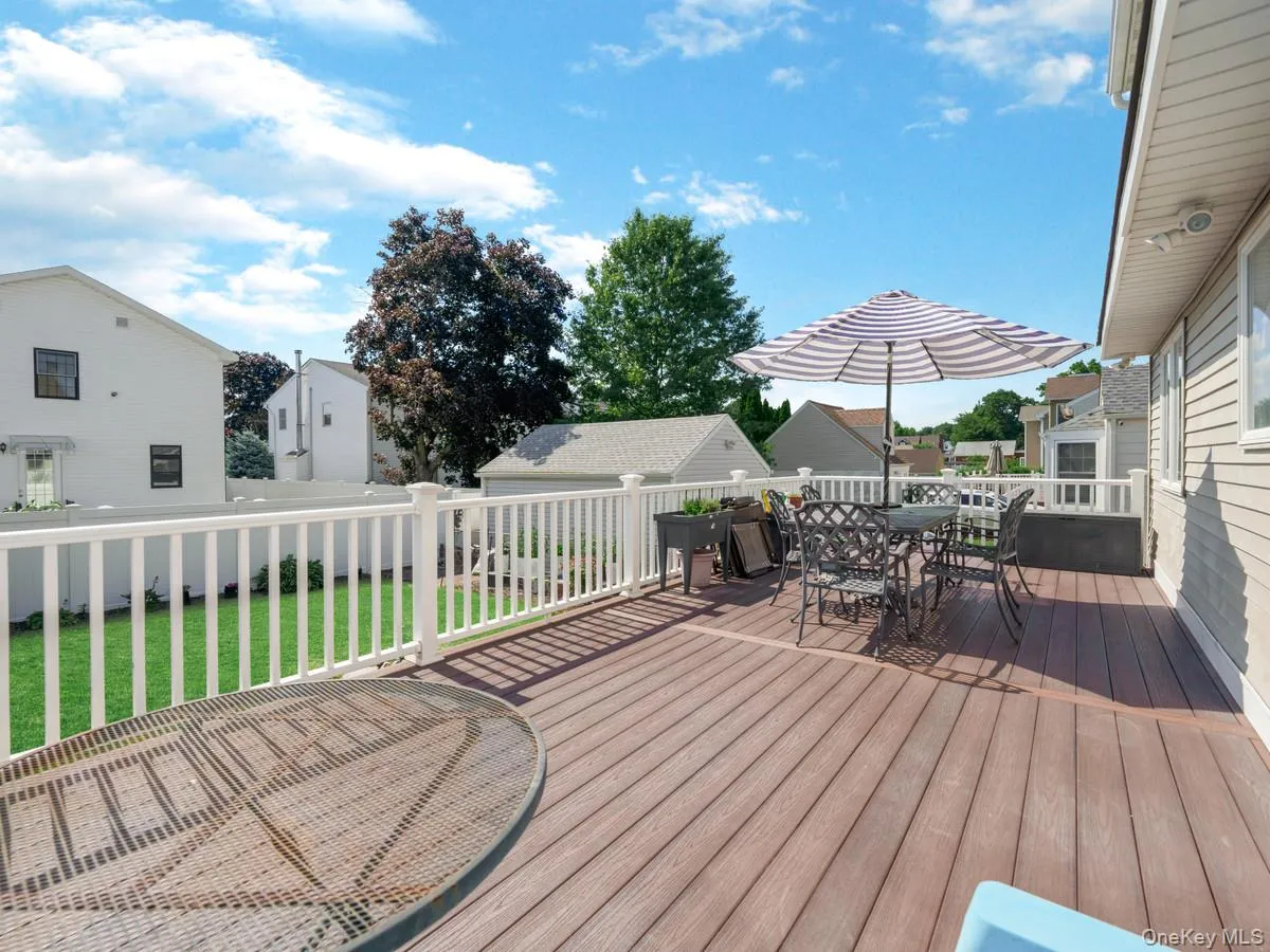 4 23rd Street, Oyster Bay, NY, 4 Bedrooms Bedrooms, 10 Rooms Rooms,2 BathroomsBathrooms,Residential,For Rent,23rd,0,KEY1016339 4 23rd Street, Oyster Bay, NY, 4 Bedrooms Bedrooms, 10 Rooms Rooms,2 BathroomsBathrooms,Residential,For Rent,23rd,0,KEY1016339