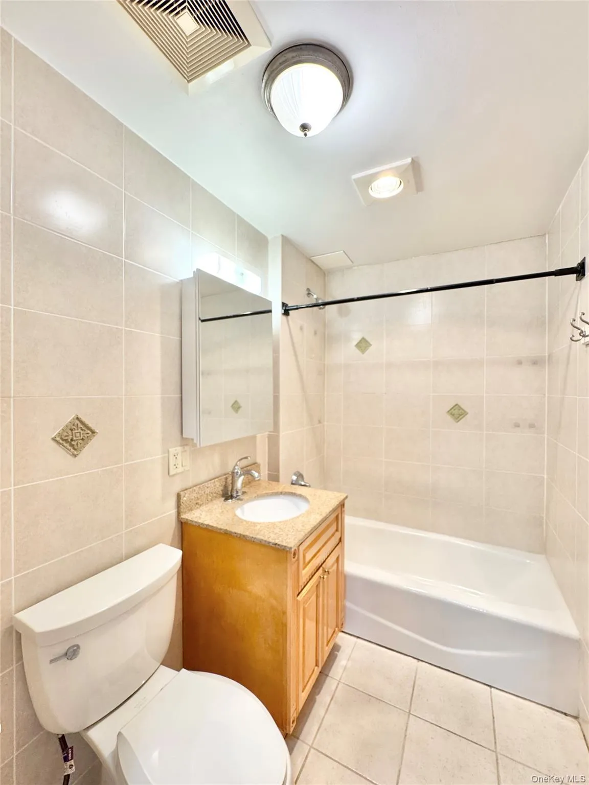 4606 88th Street, New York, NY, 1 Bedroom Bedrooms, 4 Rooms Rooms,1 BathroomBathrooms,Residential,For Rent,88th,0,KEY1016346 4606 88th Street, New York, NY, 1 Bedroom Bedrooms, 4 Rooms Rooms,1 BathroomBathrooms,Residential,For Rent,88th,0,KEY1016346