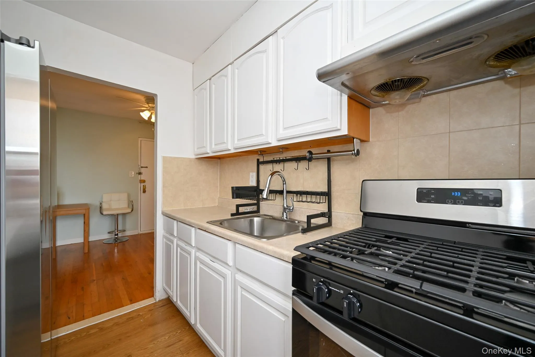 84-70 129th Street, New York, NY, 1 Bedroom Bedrooms, 4 Rooms Rooms,1 BathroomBathrooms,Residential,For Rent,129th,0,1016350 84-70 129th Street, New York, NY, 1 Bedroom Bedrooms, 4 Rooms Rooms,1 BathroomBathrooms,Residential,For Rent,129th,0,1016350