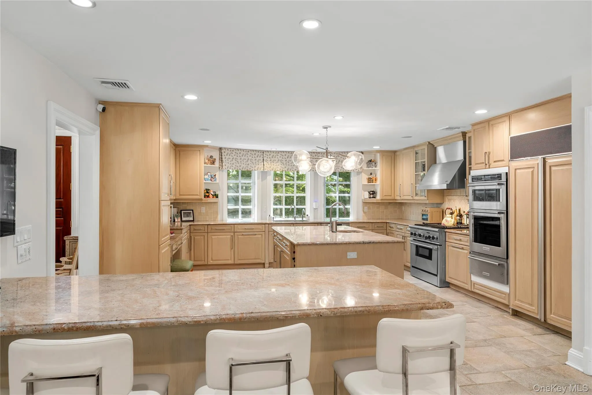 5 Hemlock Drive, Oyster Bay, NY, 5 Bedrooms Bedrooms, 12 Rooms Rooms,4 BathroomsBathrooms,Residential,For Rent,Hemlock,0,KEY1016352 5 Hemlock Drive, Oyster Bay, NY, 5 Bedrooms Bedrooms, 12 Rooms Rooms,4 BathroomsBathrooms,Residential,For Rent,Hemlock,0,KEY1016352