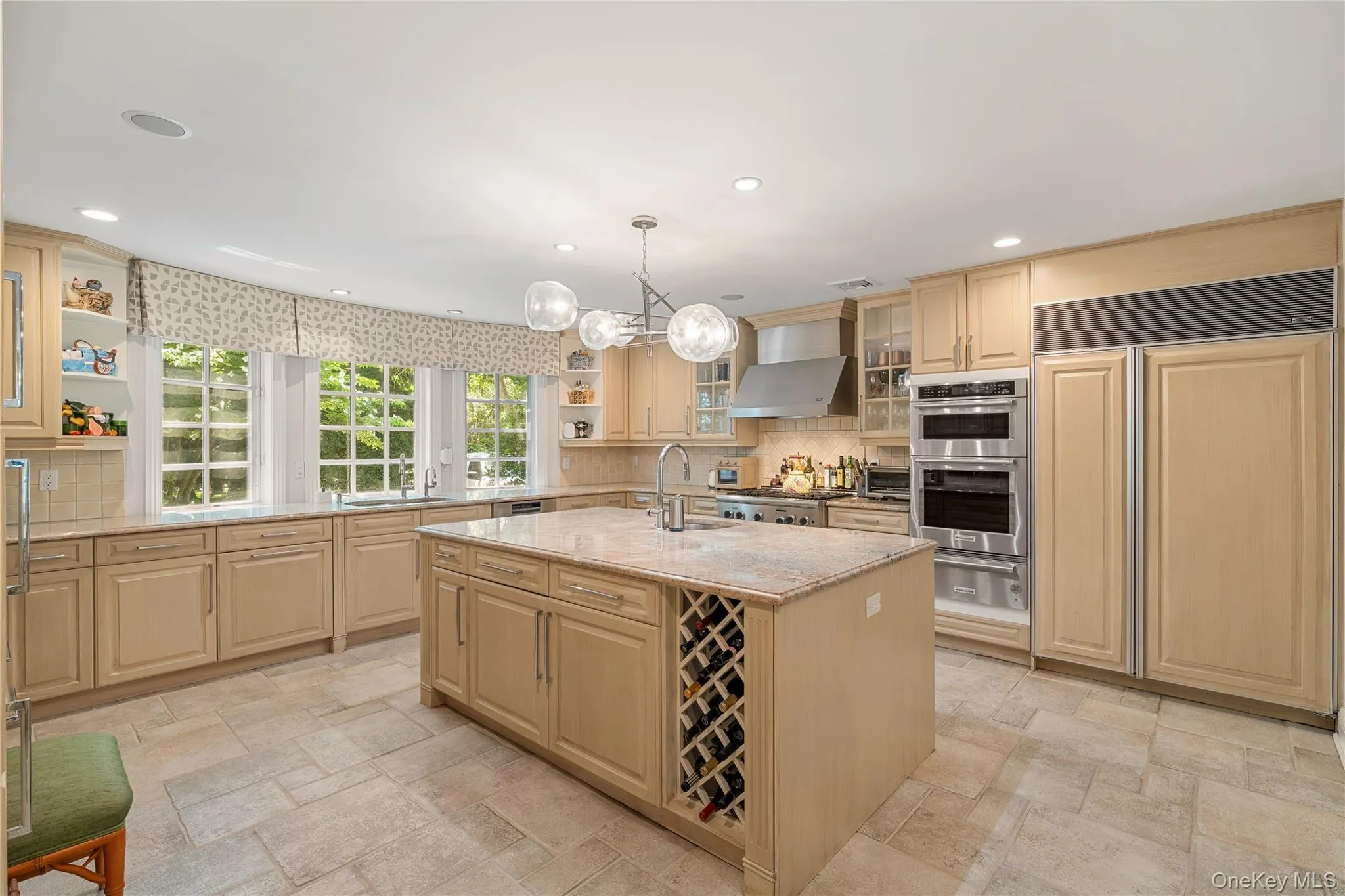 5 Hemlock Drive, Oyster Bay, NY, 5 Bedrooms Bedrooms, 12 Rooms Rooms,4 BathroomsBathrooms,Residential,For Rent,Hemlock,0,KEY1016352 5 Hemlock Drive, Oyster Bay, NY, 5 Bedrooms Bedrooms, 12 Rooms Rooms,4 BathroomsBathrooms,Residential,For Rent,Hemlock,0,KEY1016352