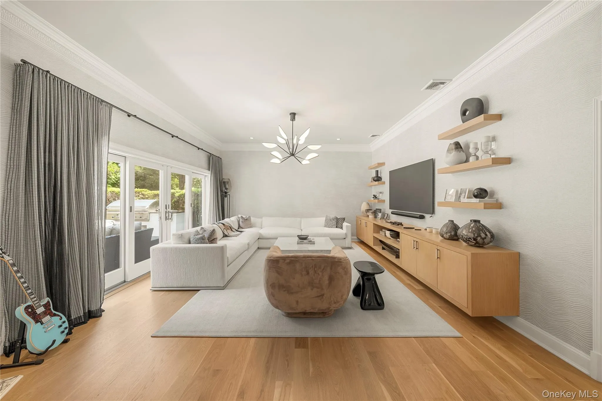 5 Hemlock Drive, Oyster Bay, NY, 5 Bedrooms Bedrooms, 12 Rooms Rooms,4 BathroomsBathrooms,Residential,For Rent,Hemlock,0,KEY1016352 5 Hemlock Drive, Oyster Bay, NY, 5 Bedrooms Bedrooms, 12 Rooms Rooms,4 BathroomsBathrooms,Residential,For Rent,Hemlock,0,KEY1016352