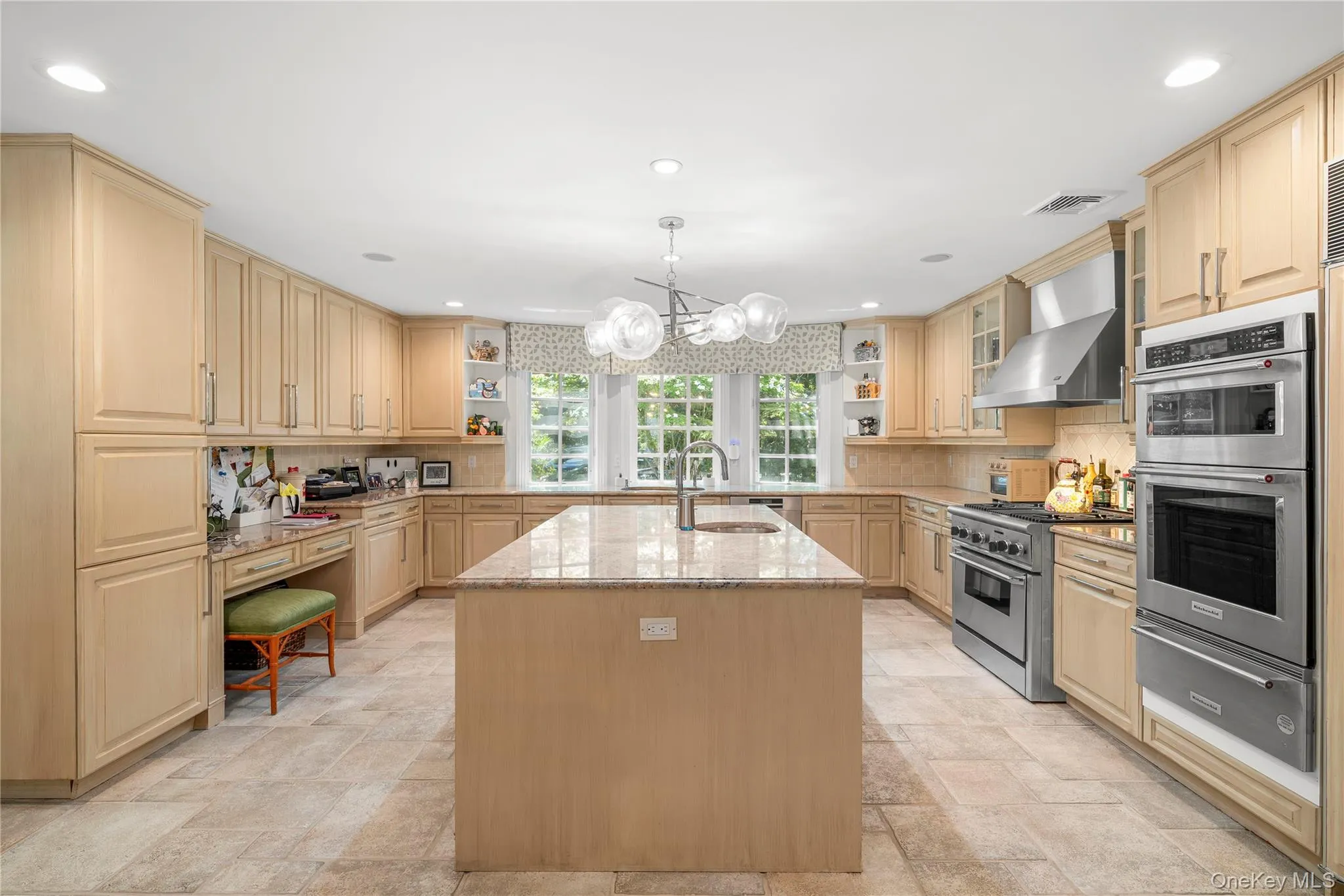 5 Hemlock Drive, Oyster Bay, NY, 5 Bedrooms Bedrooms, 12 Rooms Rooms,4 BathroomsBathrooms,Residential,For Rent,Hemlock,0,KEY1016352 5 Hemlock Drive, Oyster Bay, NY, 5 Bedrooms Bedrooms, 12 Rooms Rooms,4 BathroomsBathrooms,Residential,For Rent,Hemlock,0,KEY1016352