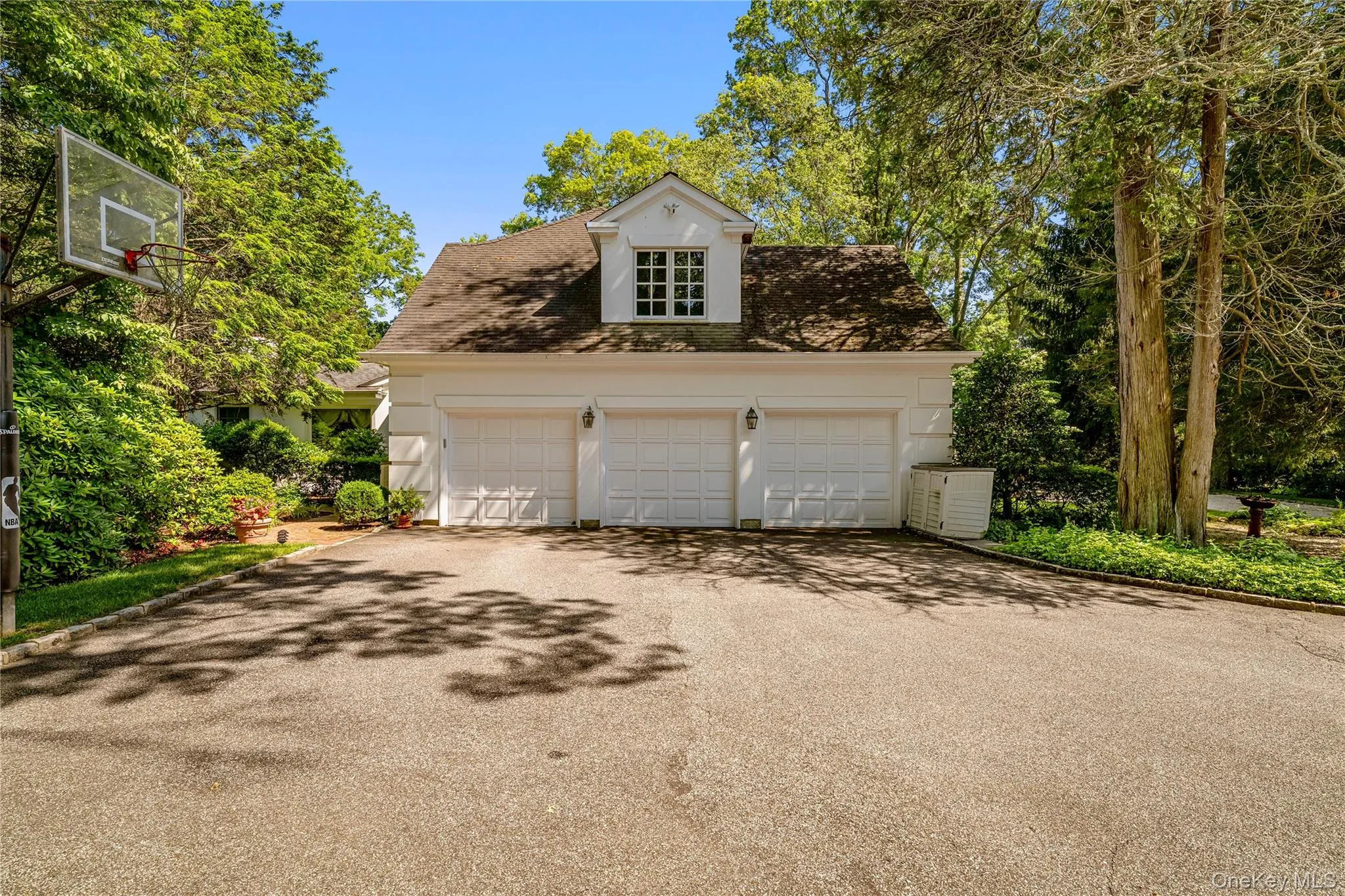 5 Hemlock Drive, Oyster Bay, NY, 5 Bedrooms Bedrooms, 12 Rooms Rooms,4 BathroomsBathrooms,Residential,For Rent,Hemlock,0,KEY1016352 5 Hemlock Drive, Oyster Bay, NY, 5 Bedrooms Bedrooms, 12 Rooms Rooms,4 BathroomsBathrooms,Residential,For Rent,Hemlock,0,KEY1016352