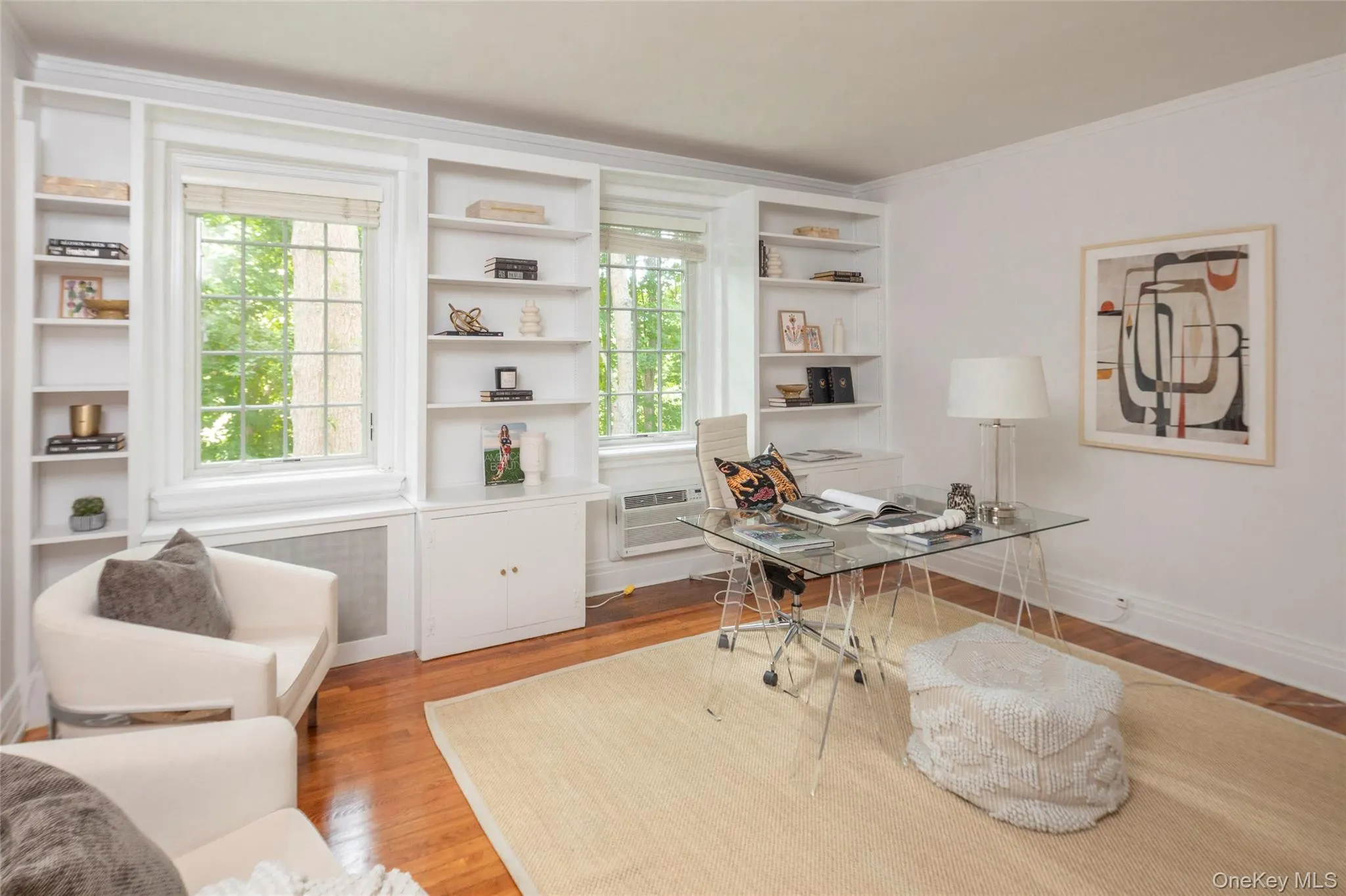 2nd Bedroom with custom built ins currently used as an office 2nd Bedroom with custom built ins currently used as an office