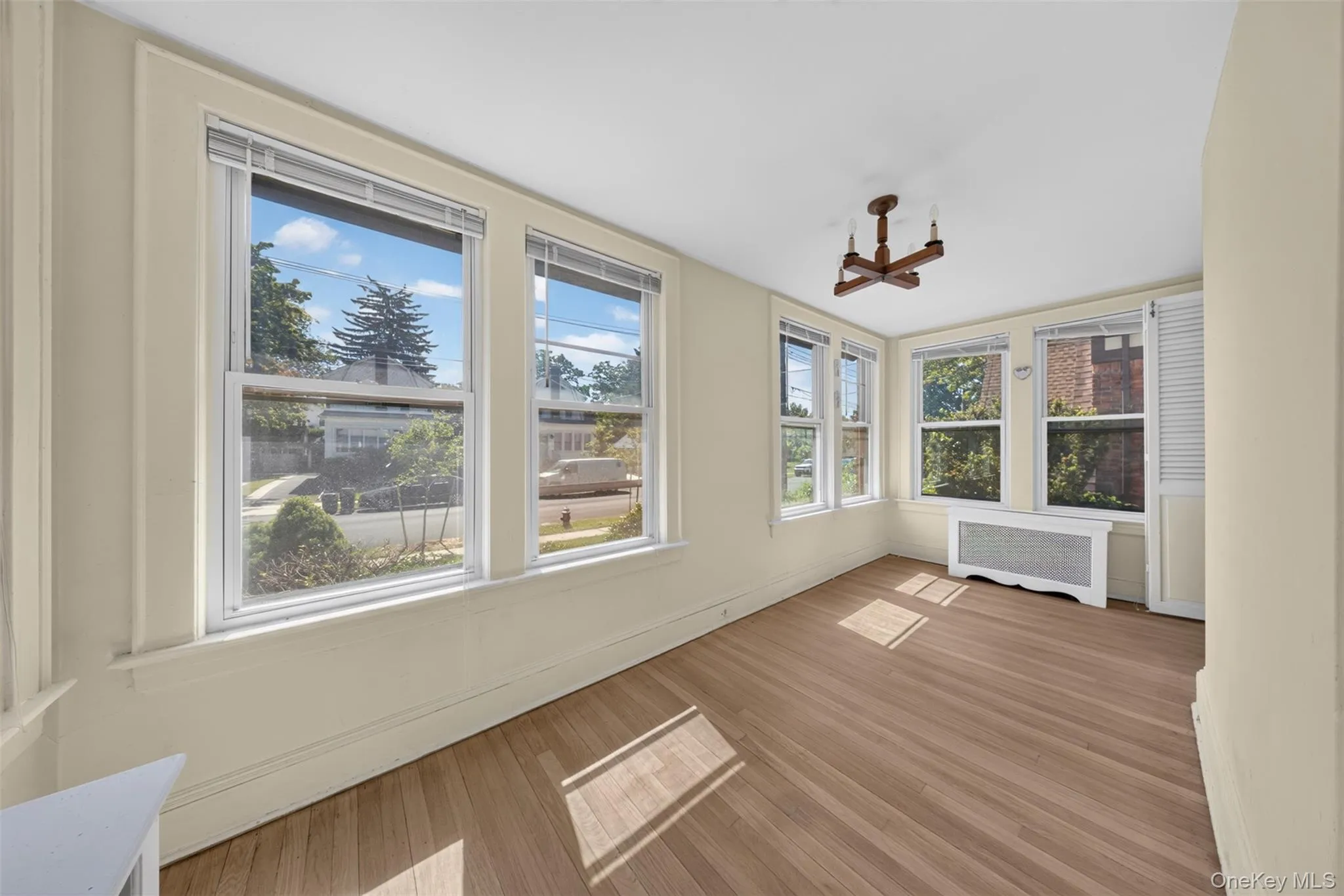 27-30 165th Street, New York, NY, 3 Bedrooms Bedrooms, 10 Rooms Rooms,2 BathroomsBathrooms,Residential,For Rent,165th,0,KEY1016356 27-30 165th Street, New York, NY, 3 Bedrooms Bedrooms, 10 Rooms Rooms,2 BathroomsBathrooms,Residential,For Rent,165th,0,KEY1016356