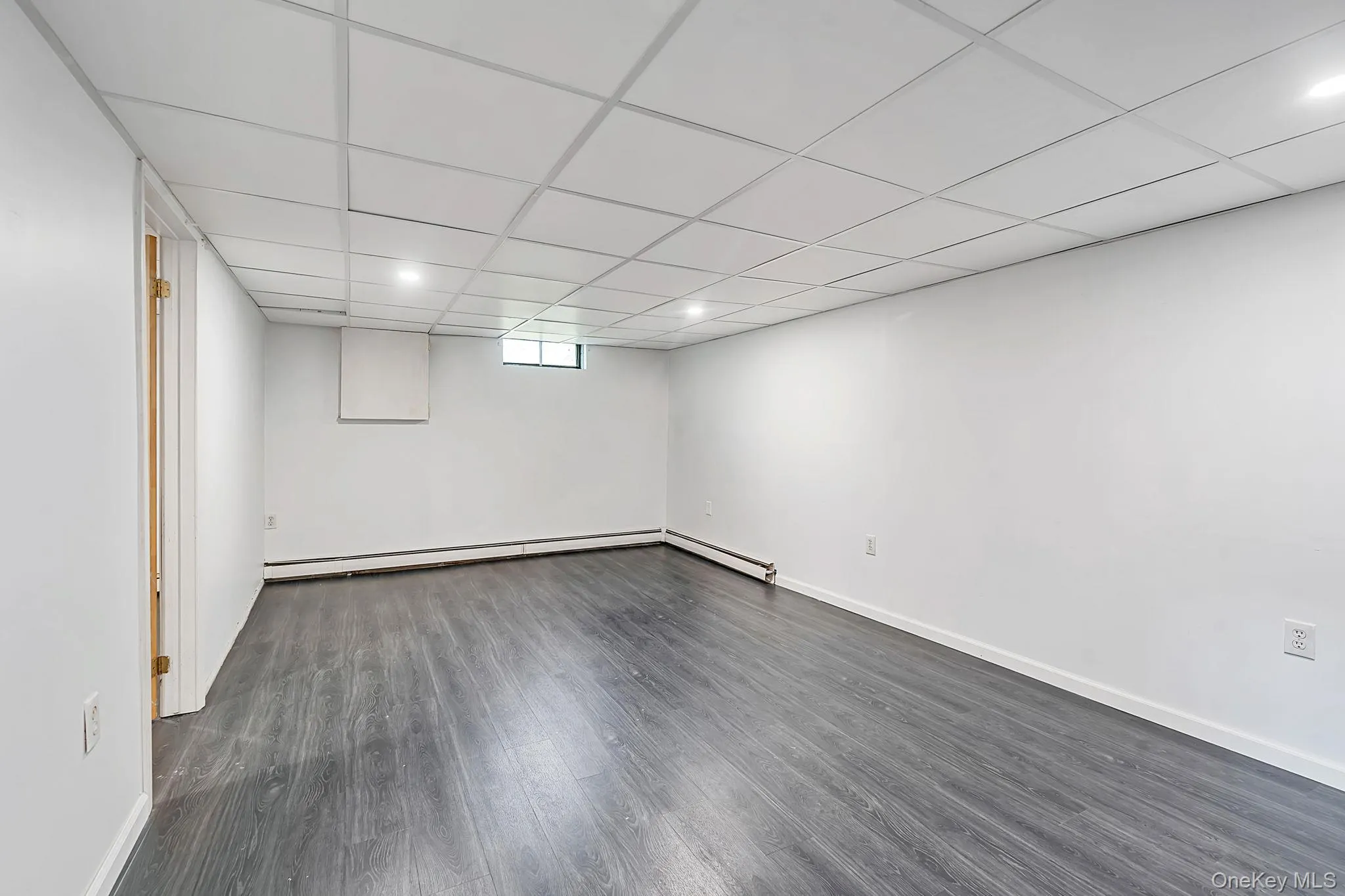 14 Pinelawn Avenue, Brookhaven, NY, 2 Bedrooms Bedrooms, 7 Rooms Rooms,1 BathroomBathrooms,Residential,For Rent,Pinelawn,0,1016357 14 Pinelawn Avenue, Brookhaven, NY, 2 Bedrooms Bedrooms, 7 Rooms Rooms,1 BathroomBathrooms,Residential,For Rent,Pinelawn,0,1016357