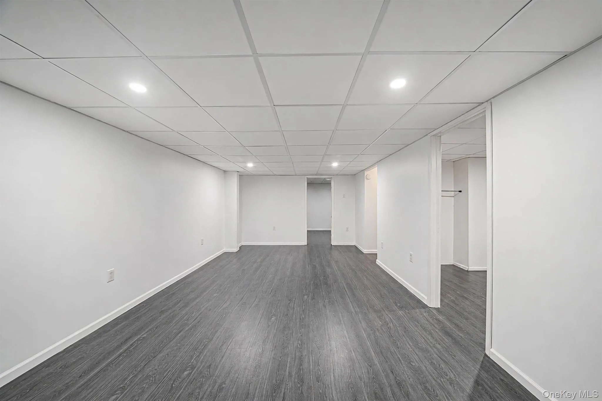 14 Pinelawn Avenue, Brookhaven, NY, 2 Bedrooms Bedrooms, 7 Rooms Rooms,1 BathroomBathrooms,Residential,For Rent,Pinelawn,0,1016357 14 Pinelawn Avenue, Brookhaven, NY, 2 Bedrooms Bedrooms, 7 Rooms Rooms,1 BathroomBathrooms,Residential,For Rent,Pinelawn,0,1016357