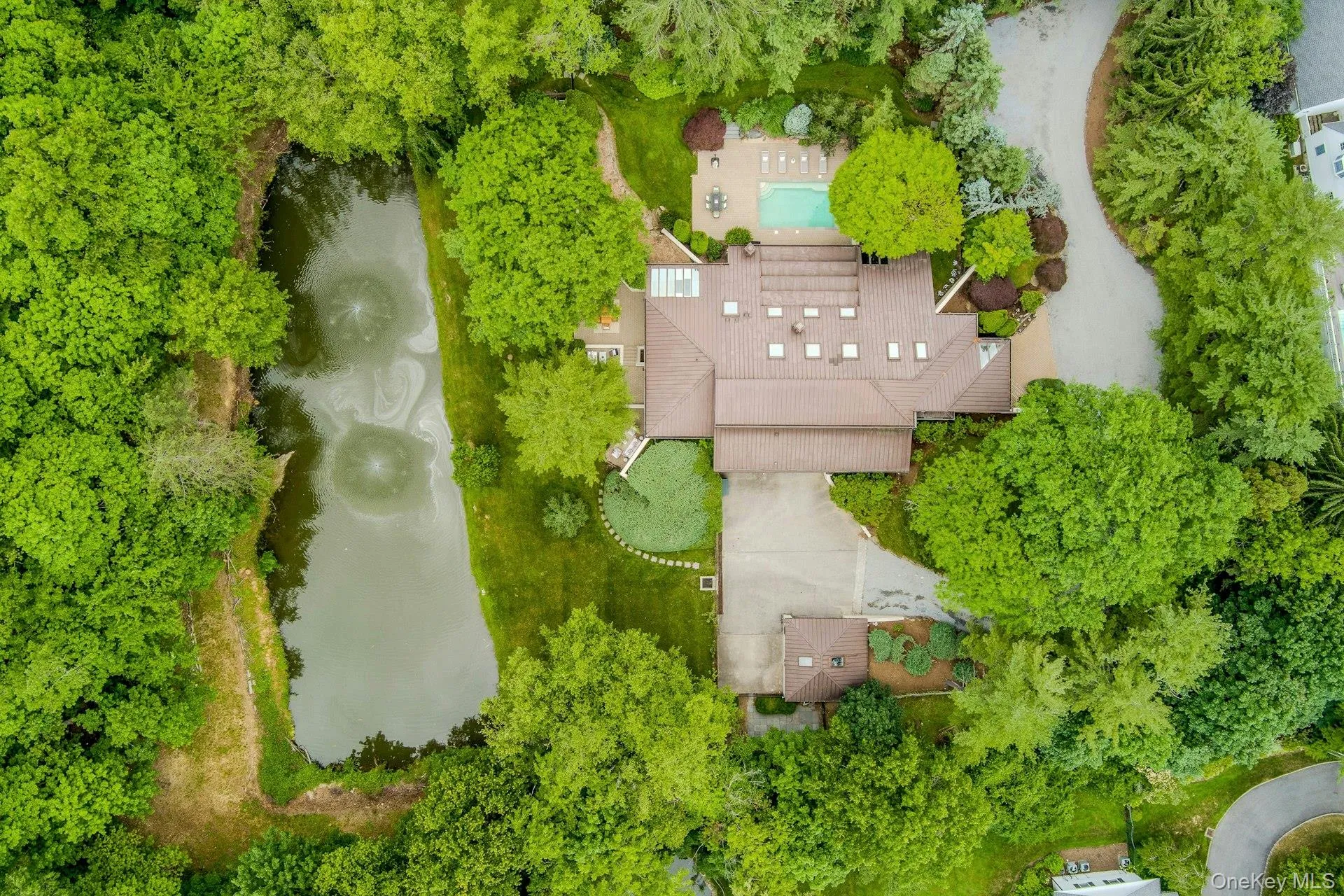 41 Murray Hill Road, Scarsdale, NY, 5 Bedrooms Bedrooms, 11 Rooms Rooms,6 BathroomsBathrooms,Residential,For Rent,Murray Hill,0,1016358 41 Murray Hill Road, Scarsdale, NY, 5 Bedrooms Bedrooms, 11 Rooms Rooms,6 BathroomsBathrooms,Residential,For Rent,Murray Hill,0,1016358