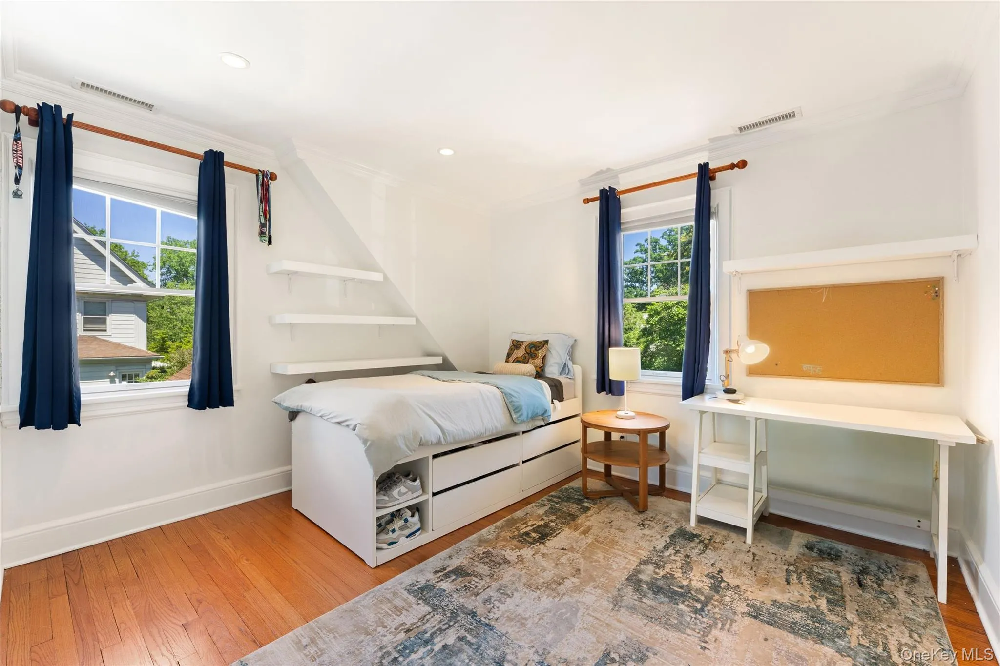10 Cambridge Court, Mamaroneck, NY, 3 Bedrooms Bedrooms, 10 Rooms Rooms,2 BathroomsBathrooms,Residential,For Rent,Cambridge,0,KEY1016359 10 Cambridge Court, Mamaroneck, NY, 3 Bedrooms Bedrooms, 10 Rooms Rooms,2 BathroomsBathrooms,Residential,For Rent,Cambridge,0,KEY1016359