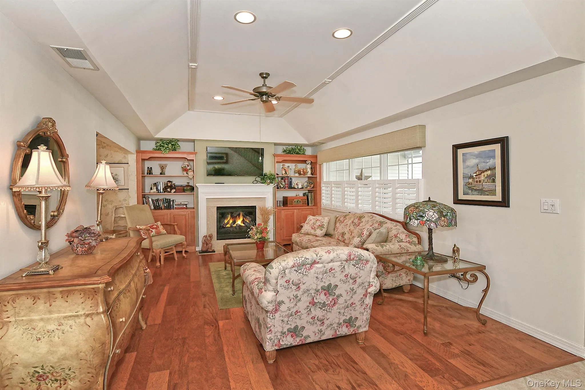 102 Winged Foot Way, Riverhead, NY, 2 Bedrooms Bedrooms, 6 Rooms Rooms,2 BathroomsBathrooms,Residential,For Rent,Winged Foot,0,KEY1016365 102 Winged Foot Way, Riverhead, NY, 2 Bedrooms Bedrooms, 6 Rooms Rooms,2 BathroomsBathrooms,Residential,For Rent,Winged Foot,0,KEY1016365