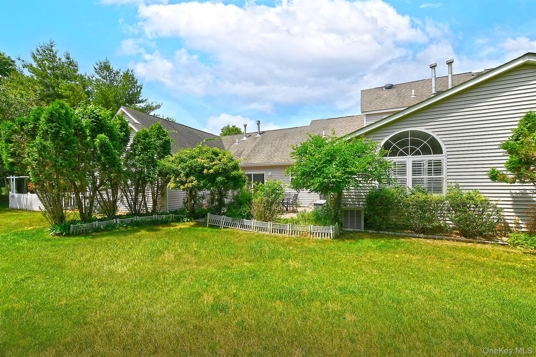 102 Winged Foot Way, Riverhead, NY, 2 Bedrooms Bedrooms, 6 Rooms Rooms,2 BathroomsBathrooms,Residential,For Rent,Winged Foot,0,KEY1016365 102 Winged Foot Way, Riverhead, NY, 2 Bedrooms Bedrooms, 6 Rooms Rooms,2 BathroomsBathrooms,Residential,For Rent,Winged Foot,0,KEY1016365