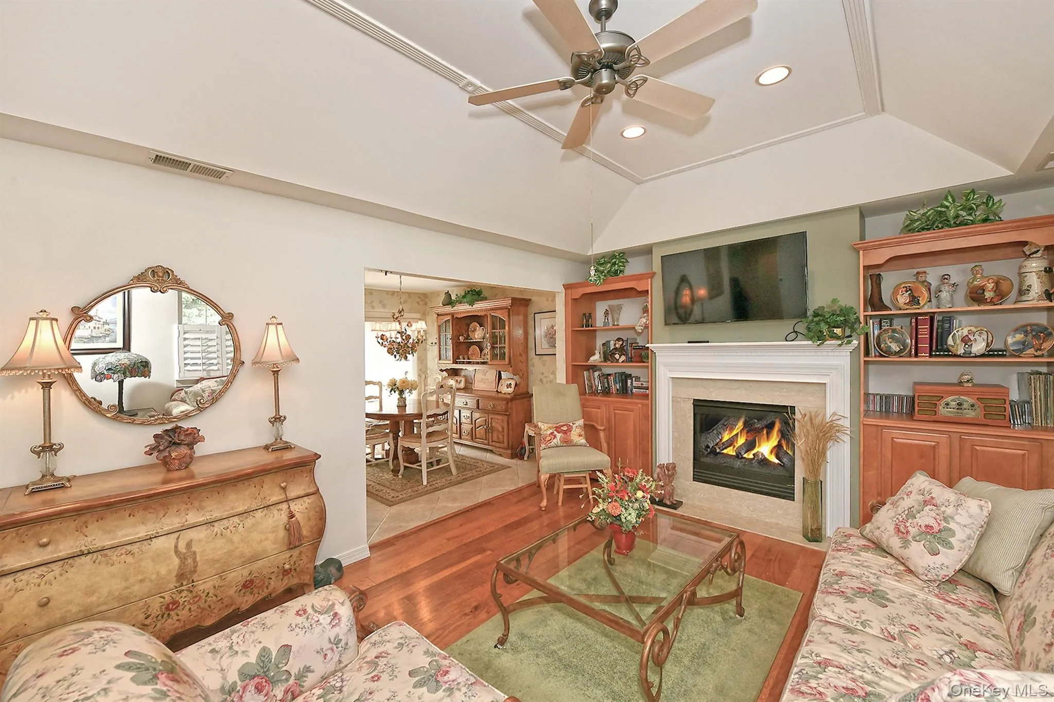 102 Winged Foot Way, Riverhead, NY, 2 Bedrooms Bedrooms, 6 Rooms Rooms,2 BathroomsBathrooms,Residential,For Rent,Winged Foot,0,KEY1016365 102 Winged Foot Way, Riverhead, NY, 2 Bedrooms Bedrooms, 6 Rooms Rooms,2 BathroomsBathrooms,Residential,For Rent,Winged Foot,0,KEY1016365
