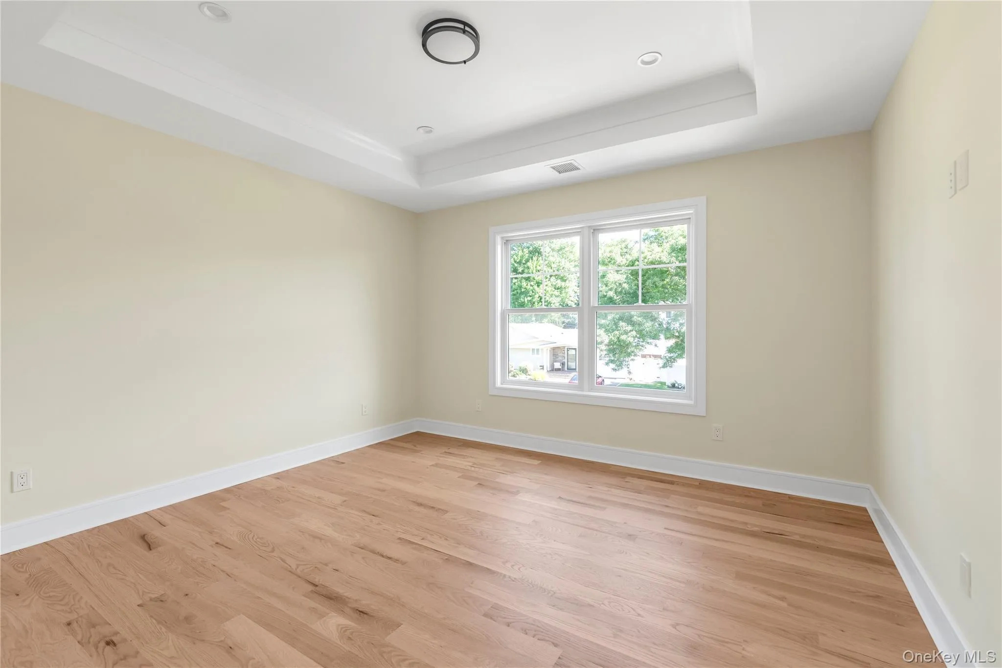 23 Garden Circle, Oyster Bay, NY, 5 Bedrooms Bedrooms, 9 Rooms Rooms,4 BathroomsBathrooms,Residential,For Rent,Garden,0,1016366 23 Garden Circle, Oyster Bay, NY, 5 Bedrooms Bedrooms, 9 Rooms Rooms,4 BathroomsBathrooms,Residential,For Rent,Garden,0,1016366