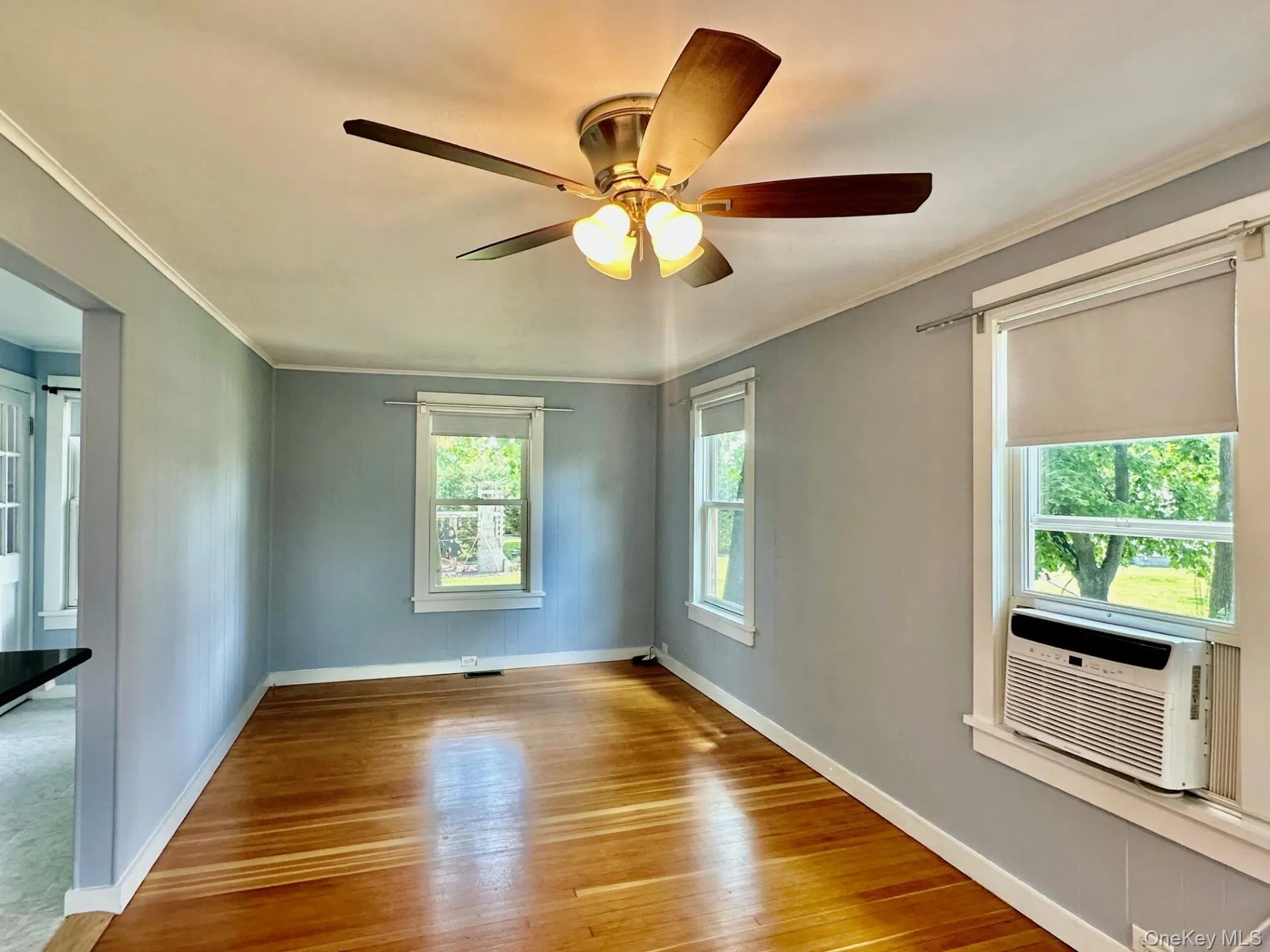 20 Folger Street, Islip, NY, 3 Rooms Rooms,1 BathroomBathrooms,Residential Lease,For Rent,Folger,0,1016372 20 Folger Street, Islip, NY, 3 Rooms Rooms,1 BathroomBathrooms,Residential Lease,For Rent,Folger,0,1016372