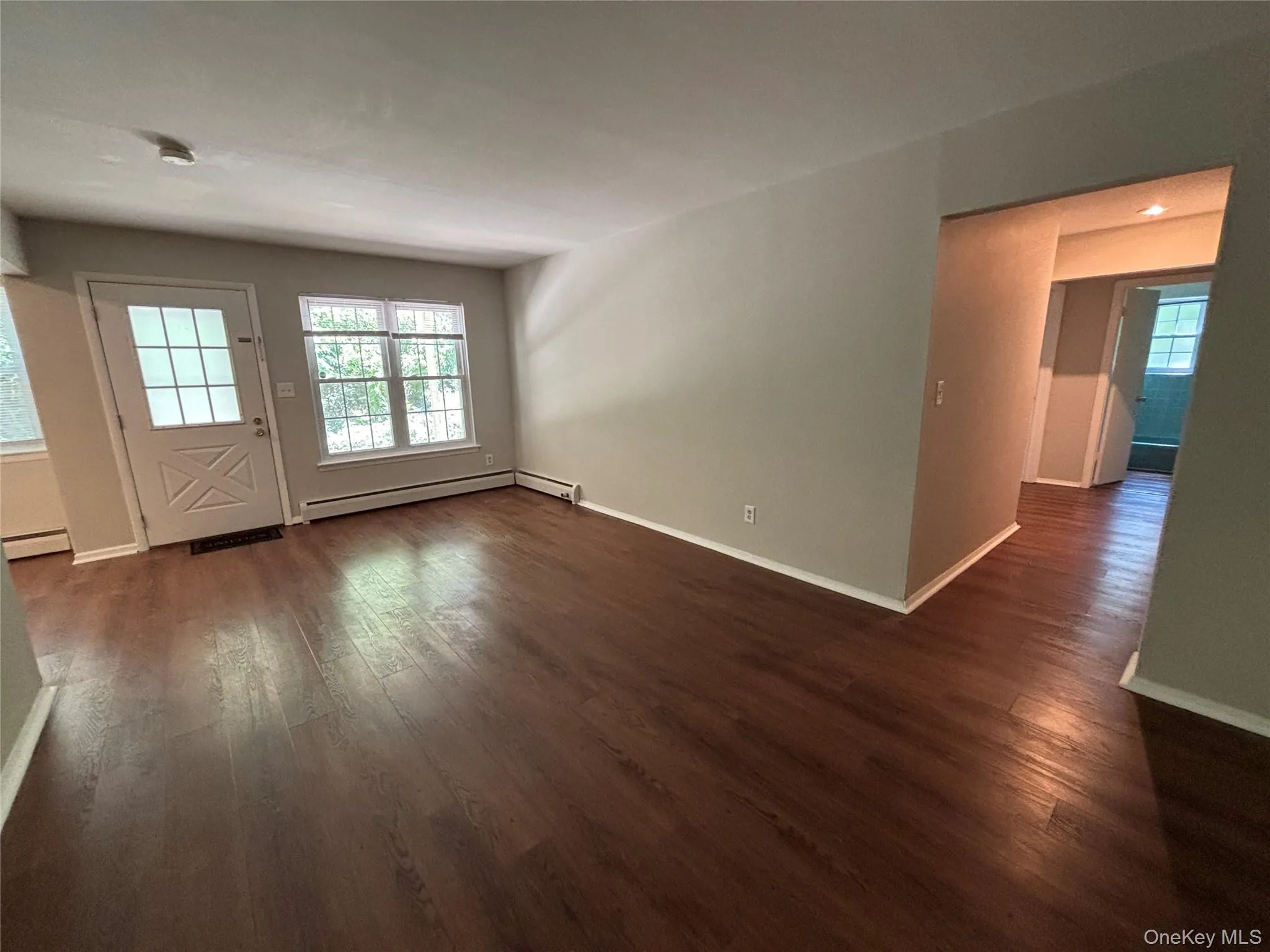 6 Colonial Road, Beacon, NY, 2 Bedrooms Bedrooms, 6 Rooms Rooms,1 BathroomBathrooms,Residential Lease,For Rent,Colonial,0,1016373 6 Colonial Road, Beacon, NY, 2 Bedrooms Bedrooms, 6 Rooms Rooms,1 BathroomBathrooms,Residential Lease,For Rent,Colonial,0,1016373