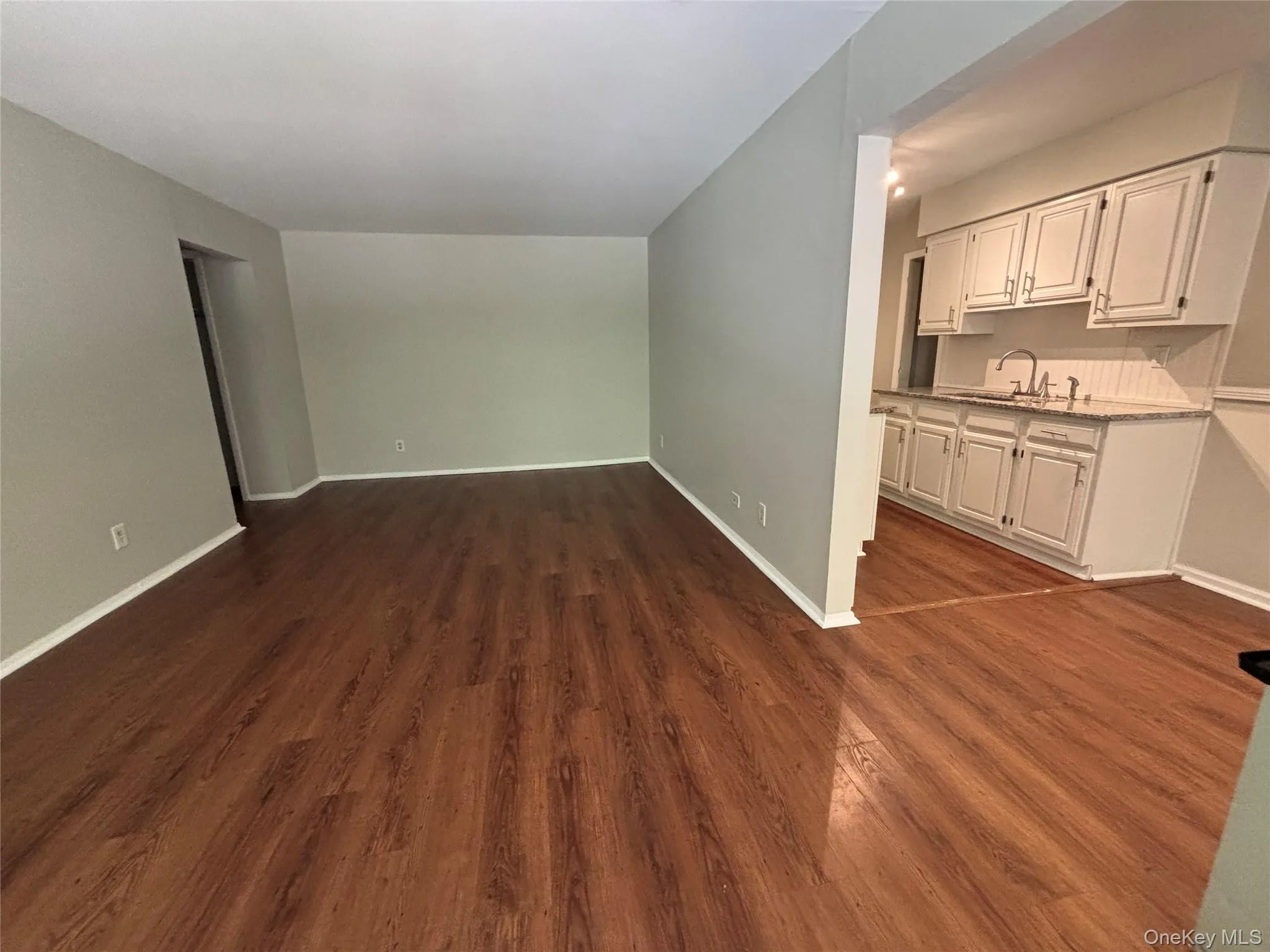 6 Colonial Road, Beacon, NY, 2 Bedrooms Bedrooms, 6 Rooms Rooms,1 BathroomBathrooms,Residential Lease,For Rent,Colonial,0,1016373 6 Colonial Road, Beacon, NY, 2 Bedrooms Bedrooms, 6 Rooms Rooms,1 BathroomBathrooms,Residential Lease,For Rent,Colonial,0,1016373