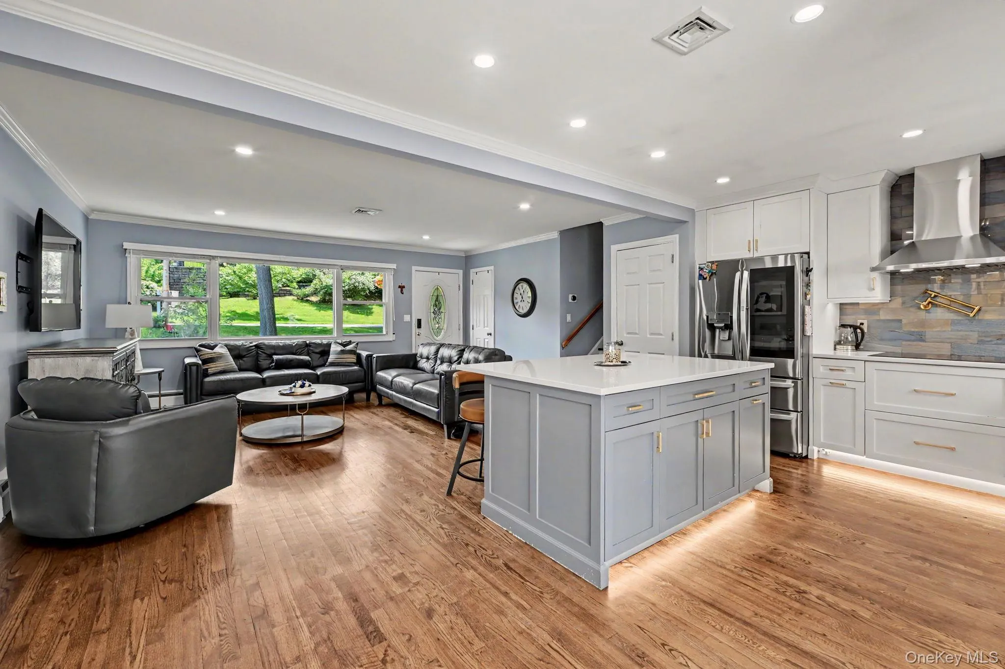 460 Washington Avenue, Mount Pleasant, NY, 3 Bedrooms Bedrooms, 7 Rooms Rooms,2 BathroomsBathrooms,Residential,For Rent,Washington,0,1016376 460 Washington Avenue, Mount Pleasant, NY, 3 Bedrooms Bedrooms, 7 Rooms Rooms,2 BathroomsBathrooms,Residential,For Rent,Washington,0,1016376