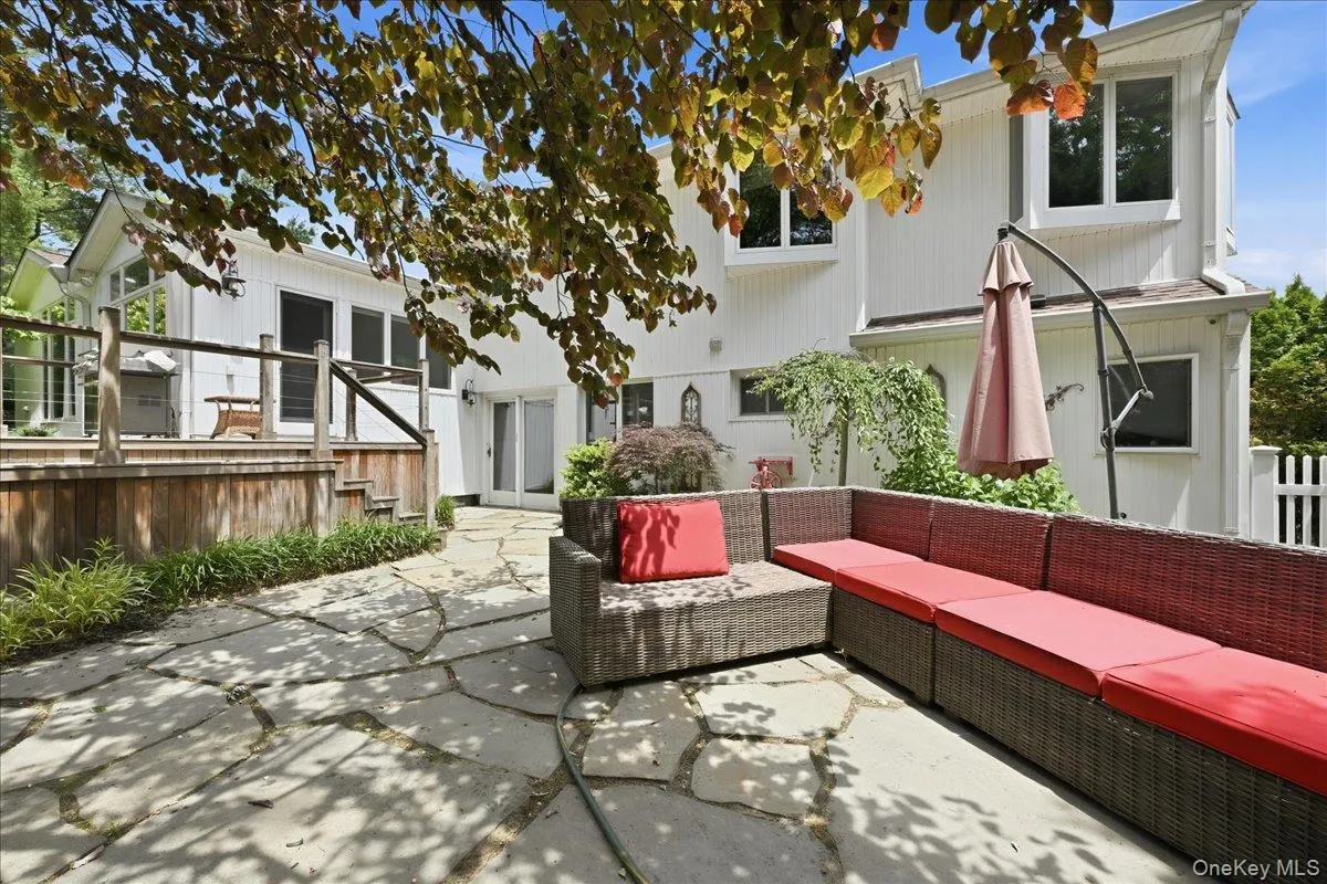15 Seneca Place, Oyster Bay, NY, 5 Bedrooms Bedrooms, 8 Rooms Rooms,3 BathroomsBathrooms,Residential,For Rent,Seneca,0,1016378 15 Seneca Place, Oyster Bay, NY, 5 Bedrooms Bedrooms, 8 Rooms Rooms,3 BathroomsBathrooms,Residential,For Rent,Seneca,0,1016378