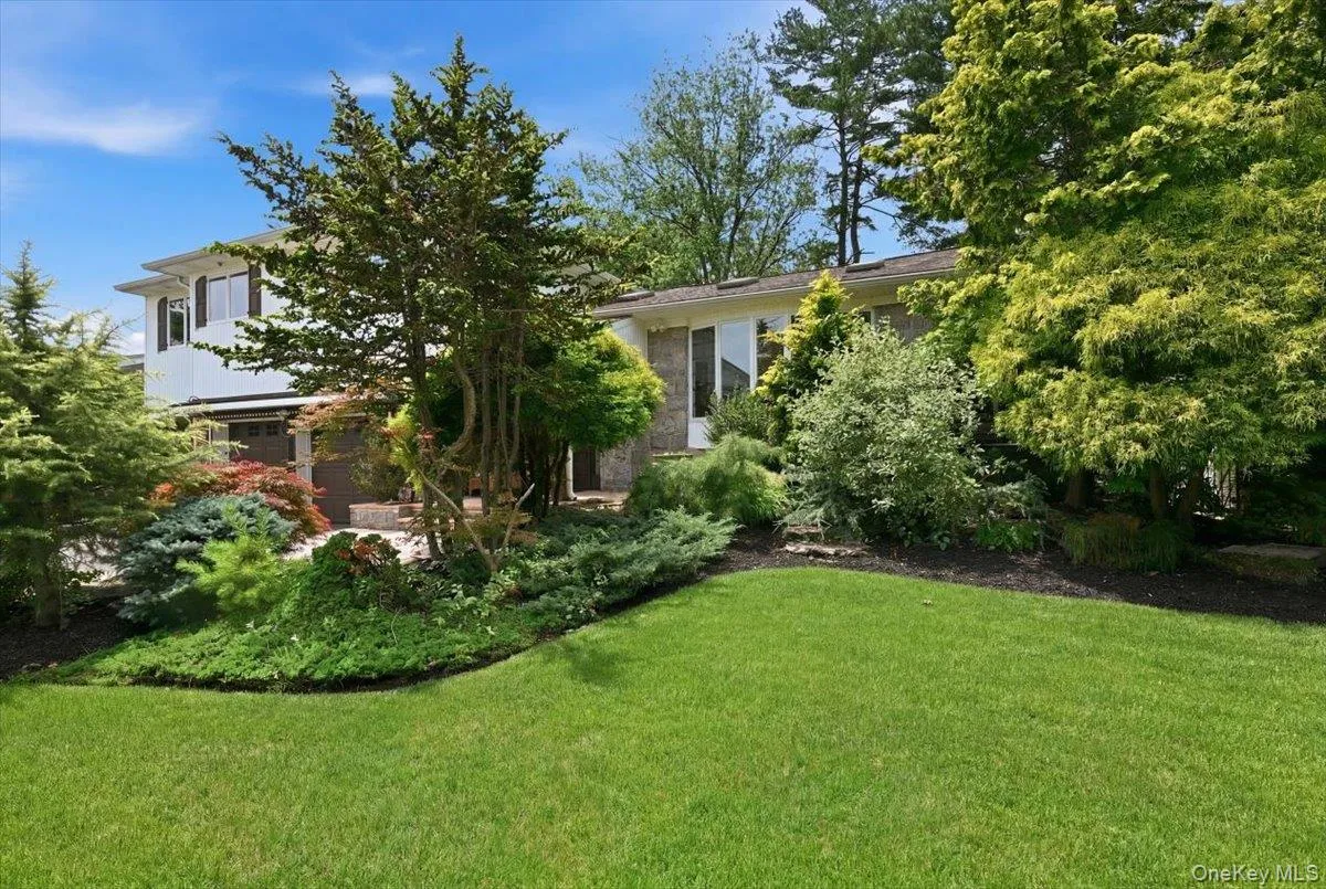 15 Seneca Place, Oyster Bay, NY, 5 Bedrooms Bedrooms, 8 Rooms Rooms,3 BathroomsBathrooms,Residential,For Rent,Seneca,0,1016378 15 Seneca Place, Oyster Bay, NY, 5 Bedrooms Bedrooms, 8 Rooms Rooms,3 BathroomsBathrooms,Residential,For Rent,Seneca,0,1016378