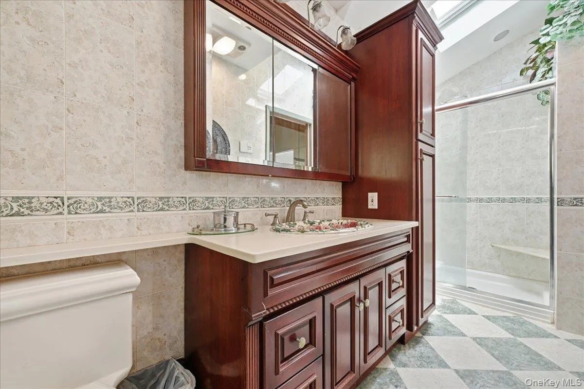 15 Seneca Place, Oyster Bay, NY, 5 Bedrooms Bedrooms, 8 Rooms Rooms,3 BathroomsBathrooms,Residential,For Rent,Seneca,0,1016378 15 Seneca Place, Oyster Bay, NY, 5 Bedrooms Bedrooms, 8 Rooms Rooms,3 BathroomsBathrooms,Residential,For Rent,Seneca,0,1016378