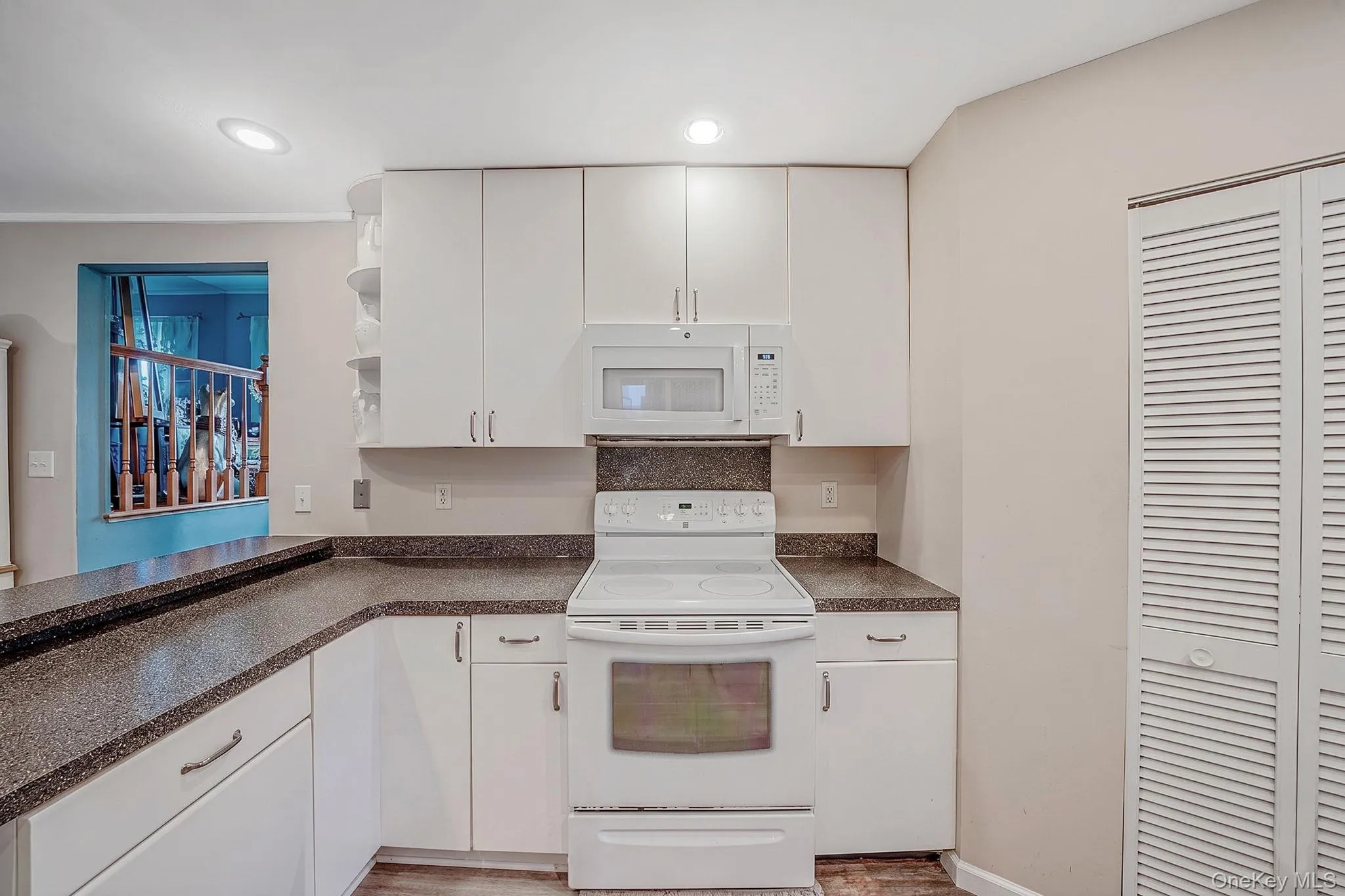 18 Bay Drive, Islip, NY, 4 Bedrooms Bedrooms, 8 Rooms Rooms,2 BathroomsBathrooms,Residential,For Rent,Bay,0,KEY1016380 18 Bay Drive, Islip, NY, 4 Bedrooms Bedrooms, 8 Rooms Rooms,2 BathroomsBathrooms,Residential,For Rent,Bay,0,KEY1016380